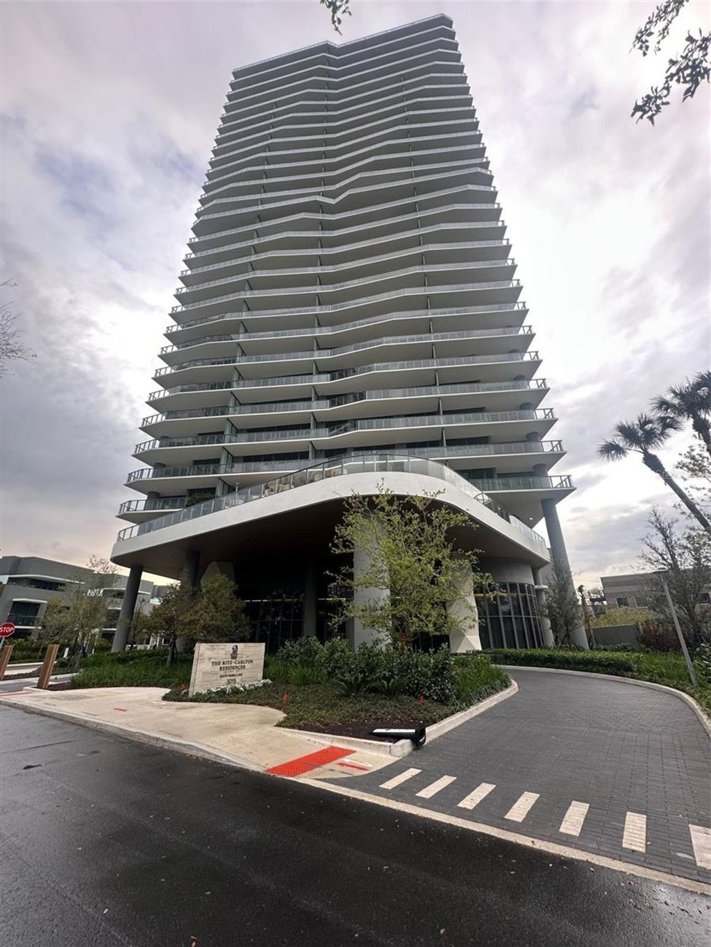 Photo of 3015 S Ysabella Avenue #1103, Tampa, FL 33629 (MLS # J998763)