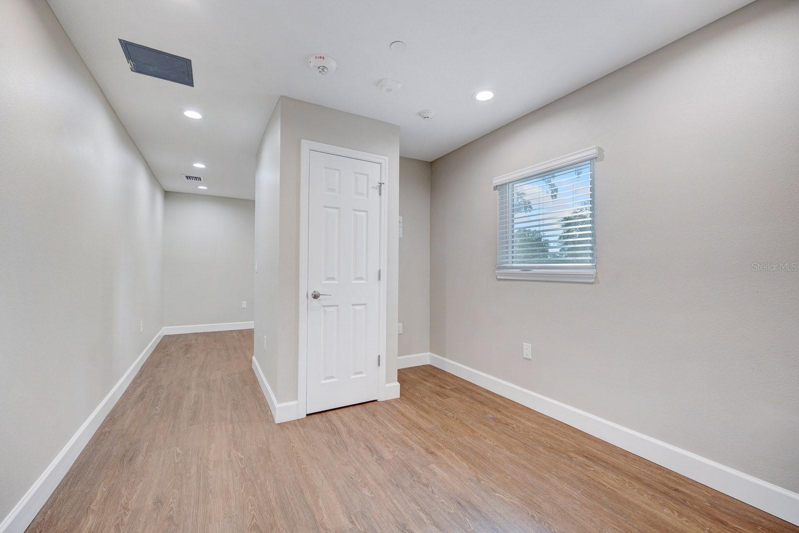 MINNEHAHA SHORES - Residential