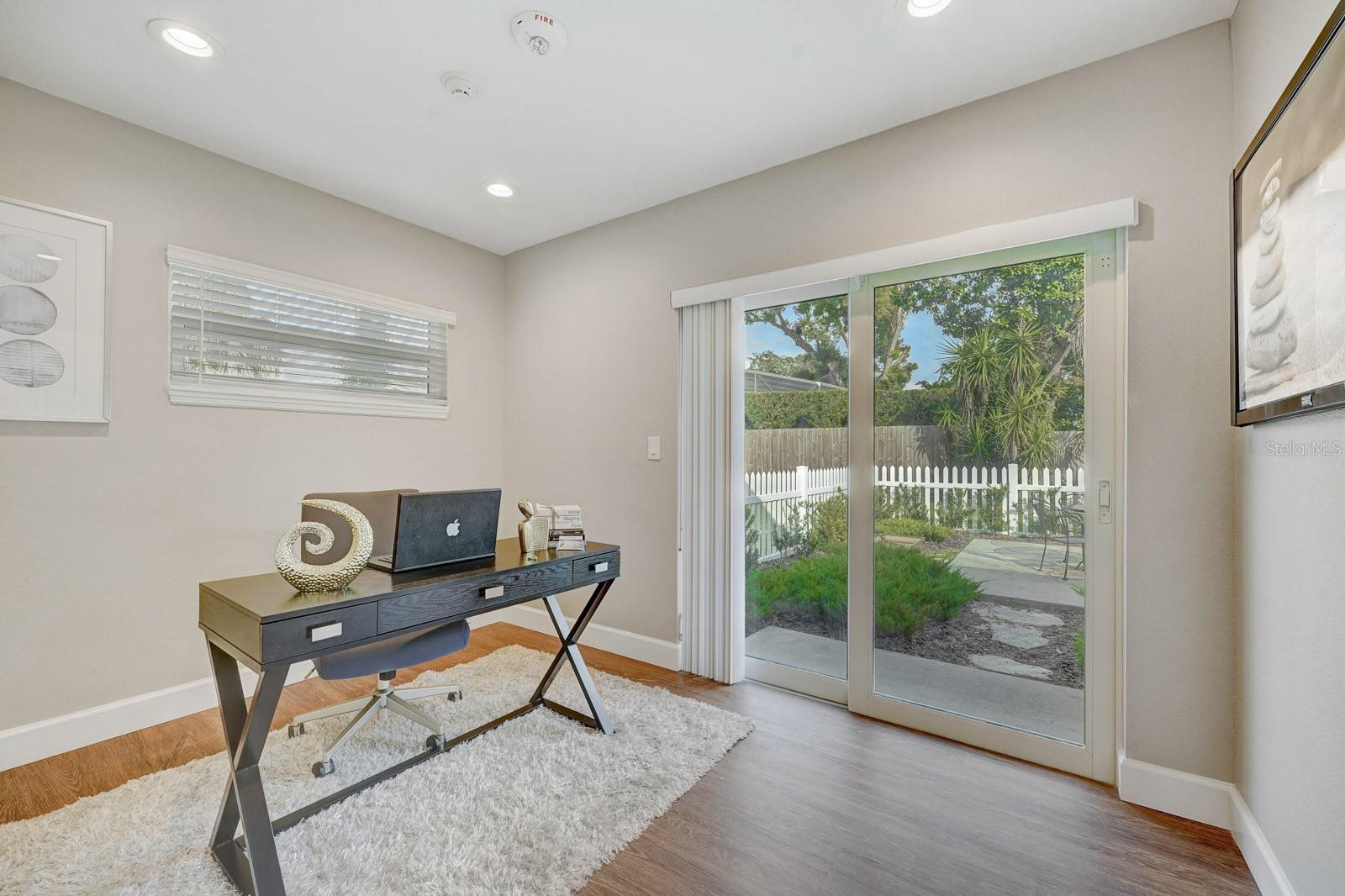 MINNEHAHA SHORES - Residential