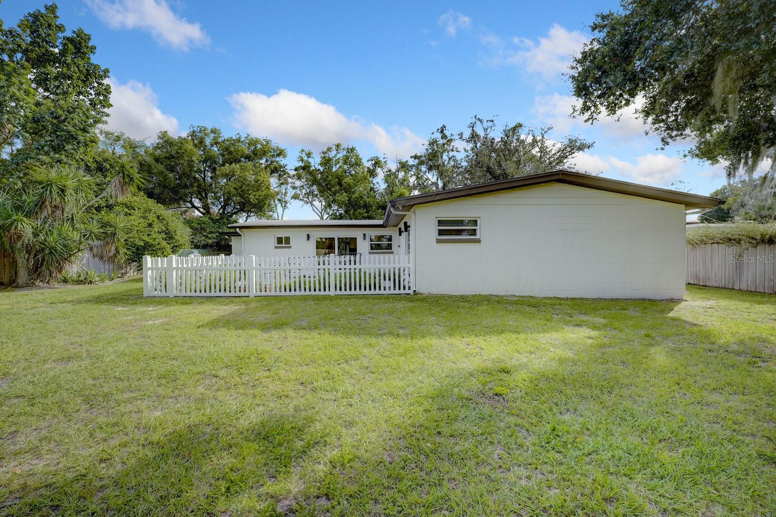 MINNEHAHA SHORES - Residential