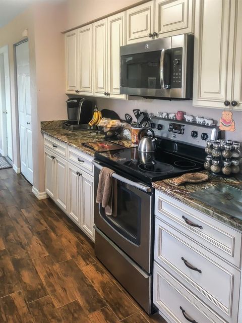 Tiny photo for 250 NE 195th Avenue, Williston, FL 32696 (MLS # OM713620)