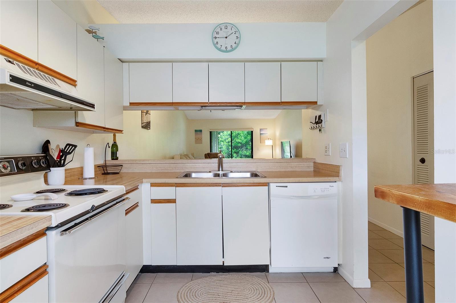 1354 AZALEA DR 1803