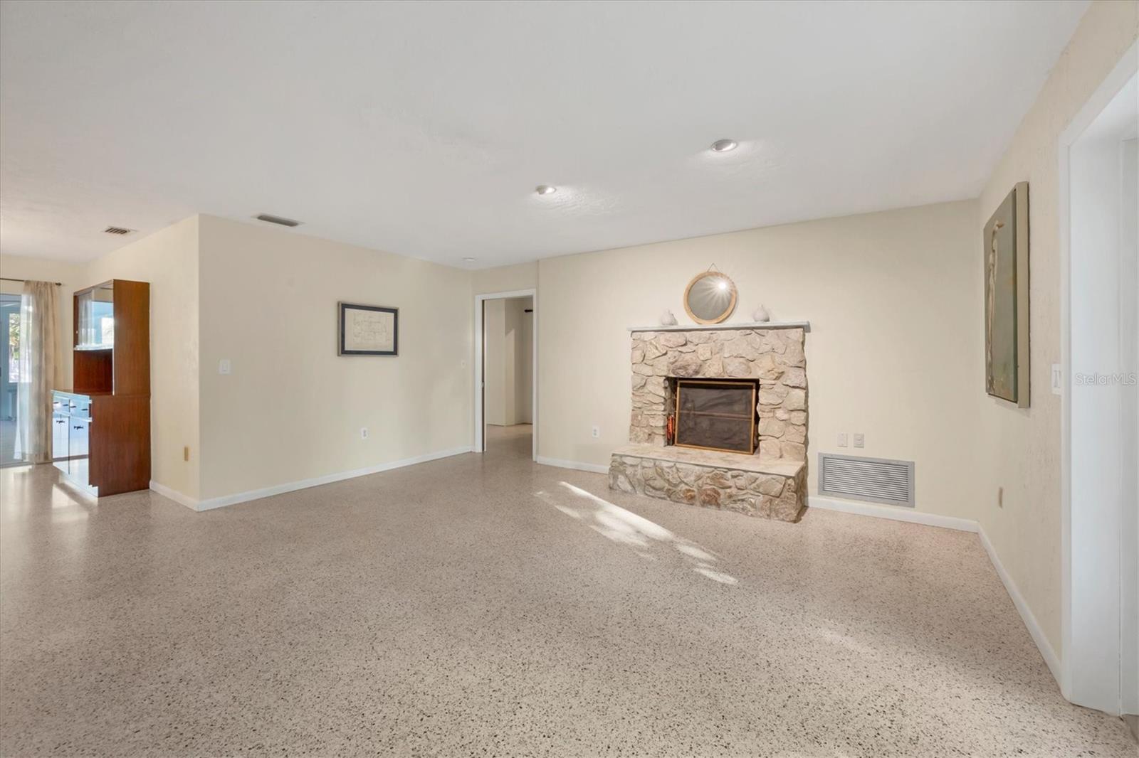 5510 AMERICA DRIVE