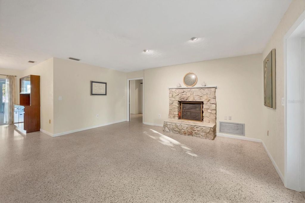Photo of 5510 America Drive, Sarasota, FL 34231 (MLS # A4669230)