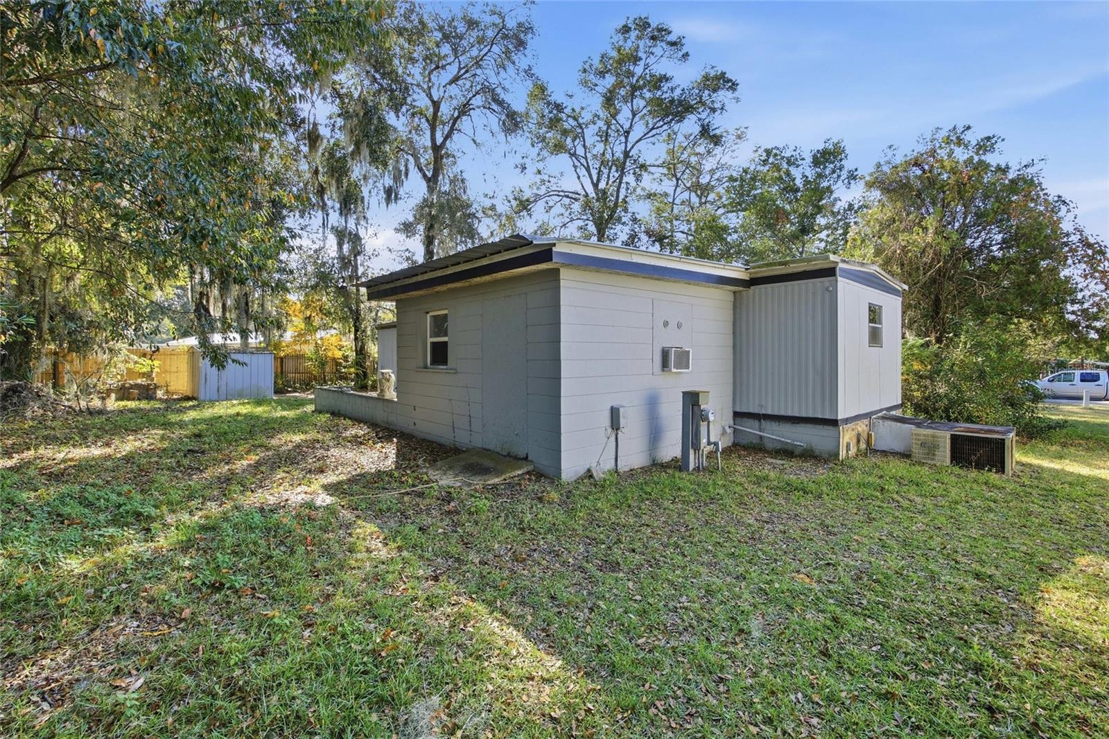 SOUTHGATE MOBILE MANOR - Residential