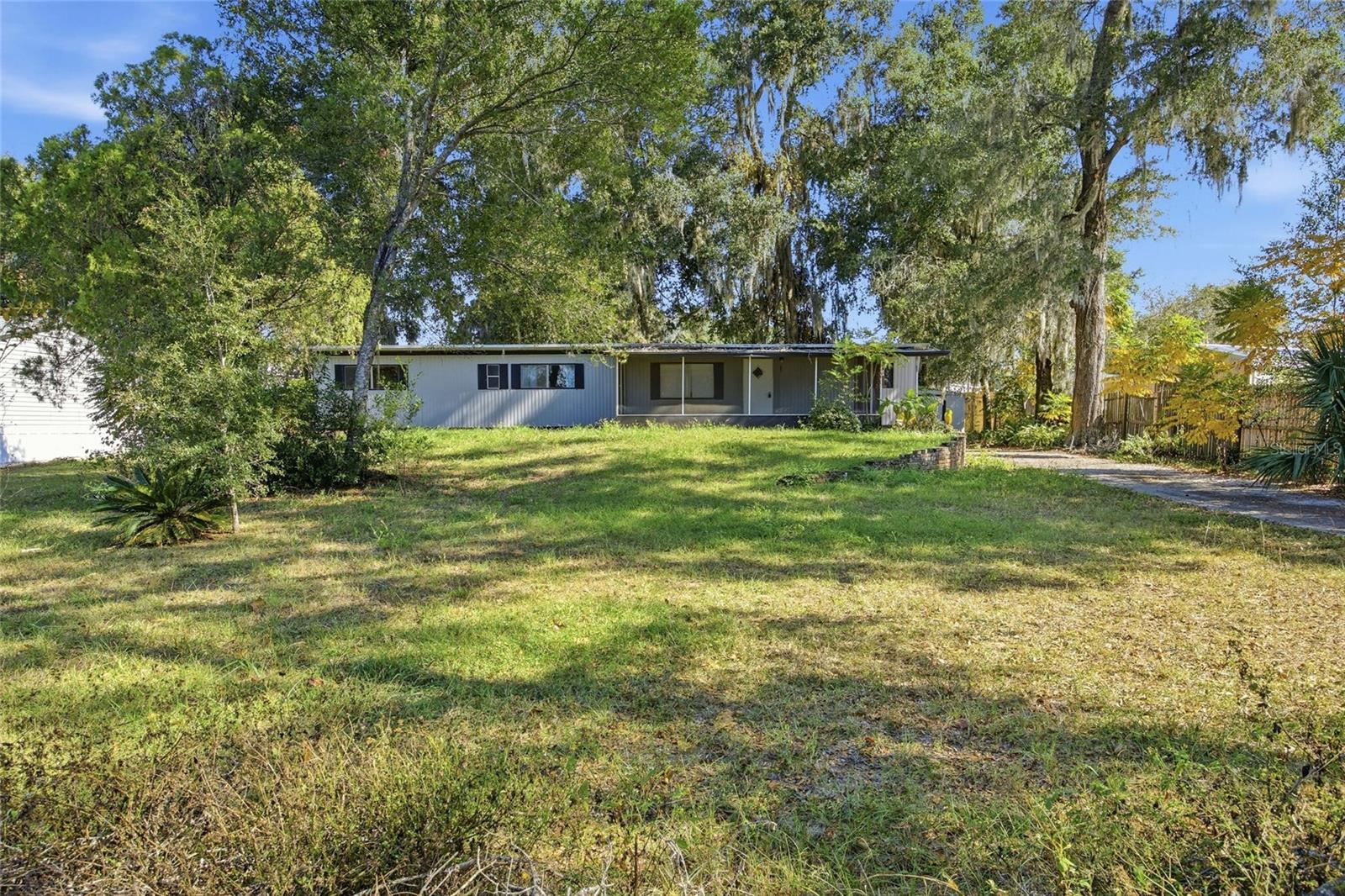 SOUTHGATE MOBILE MANOR - Residential