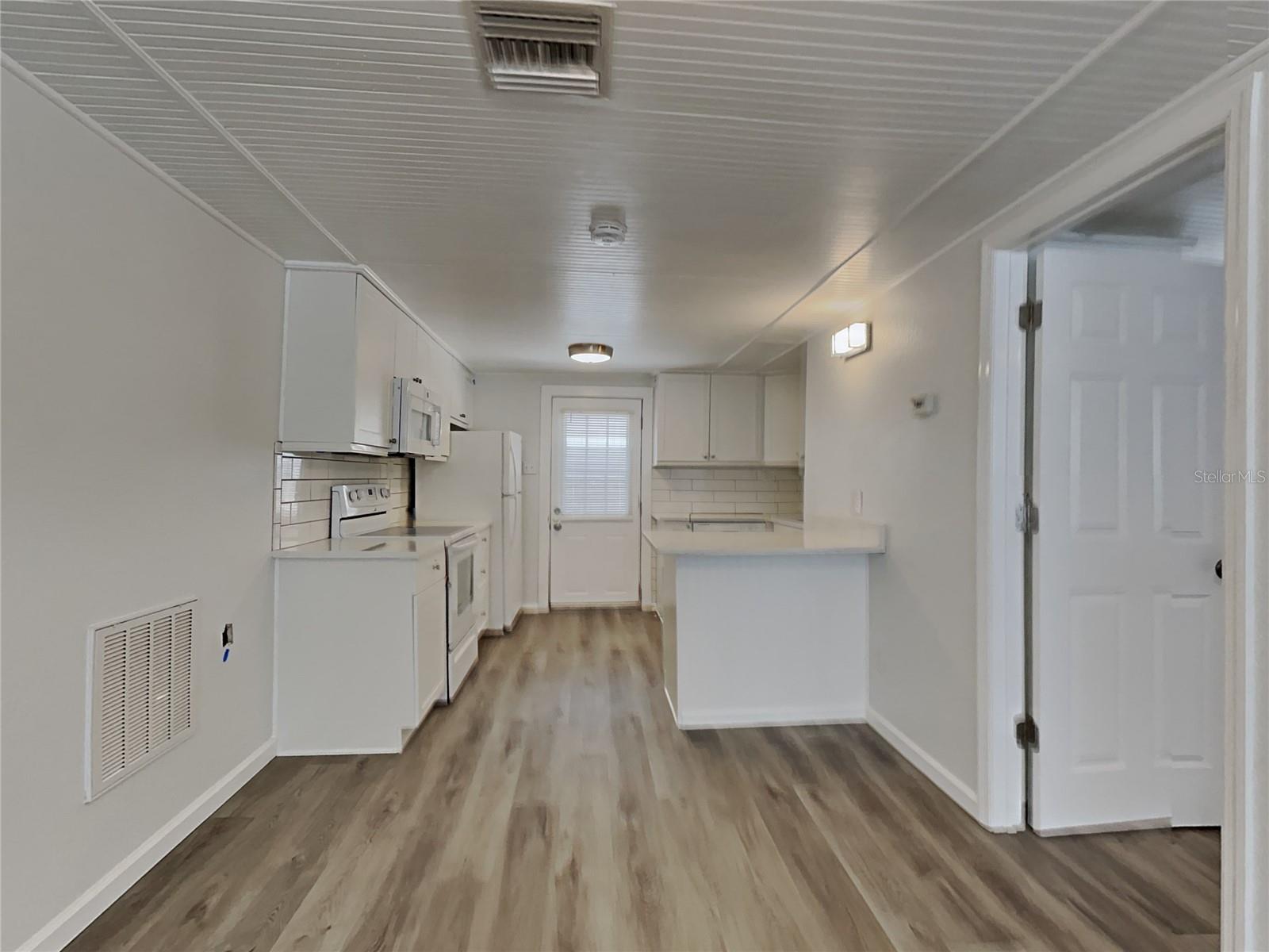 CENTRAL PARK REV - Residential Lease