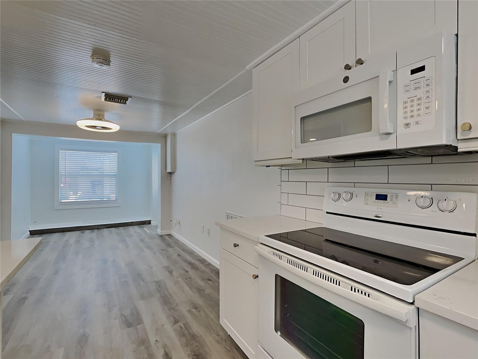 CENTRAL PARK REV - Residential Lease