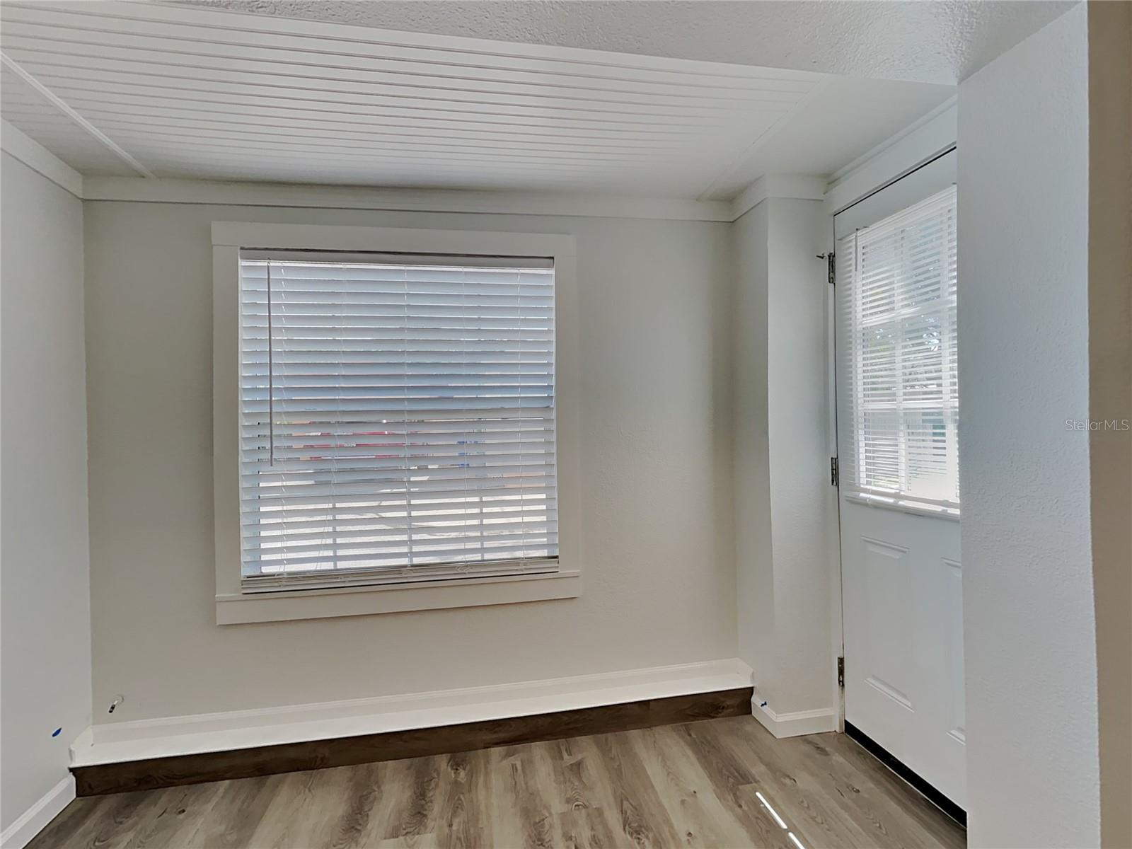 CENTRAL PARK REV - Residential Lease