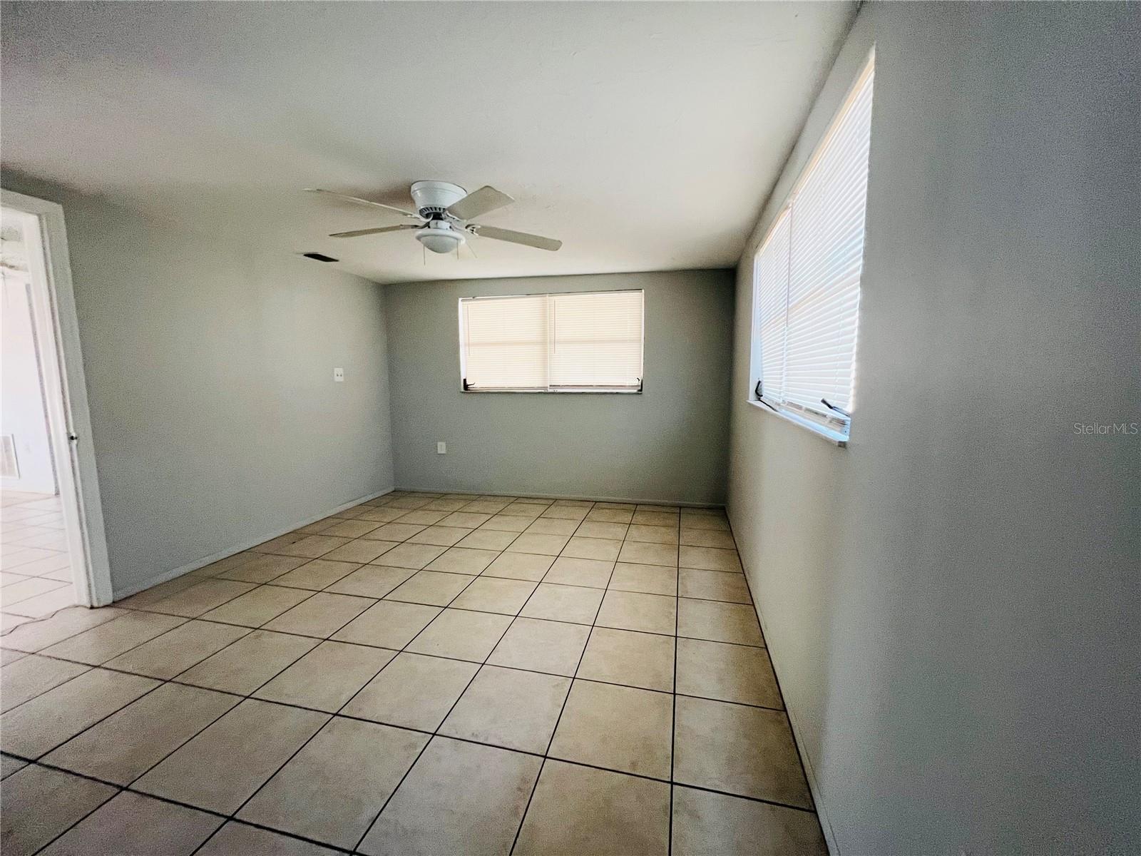 REGENCY PARK - Residential Lease