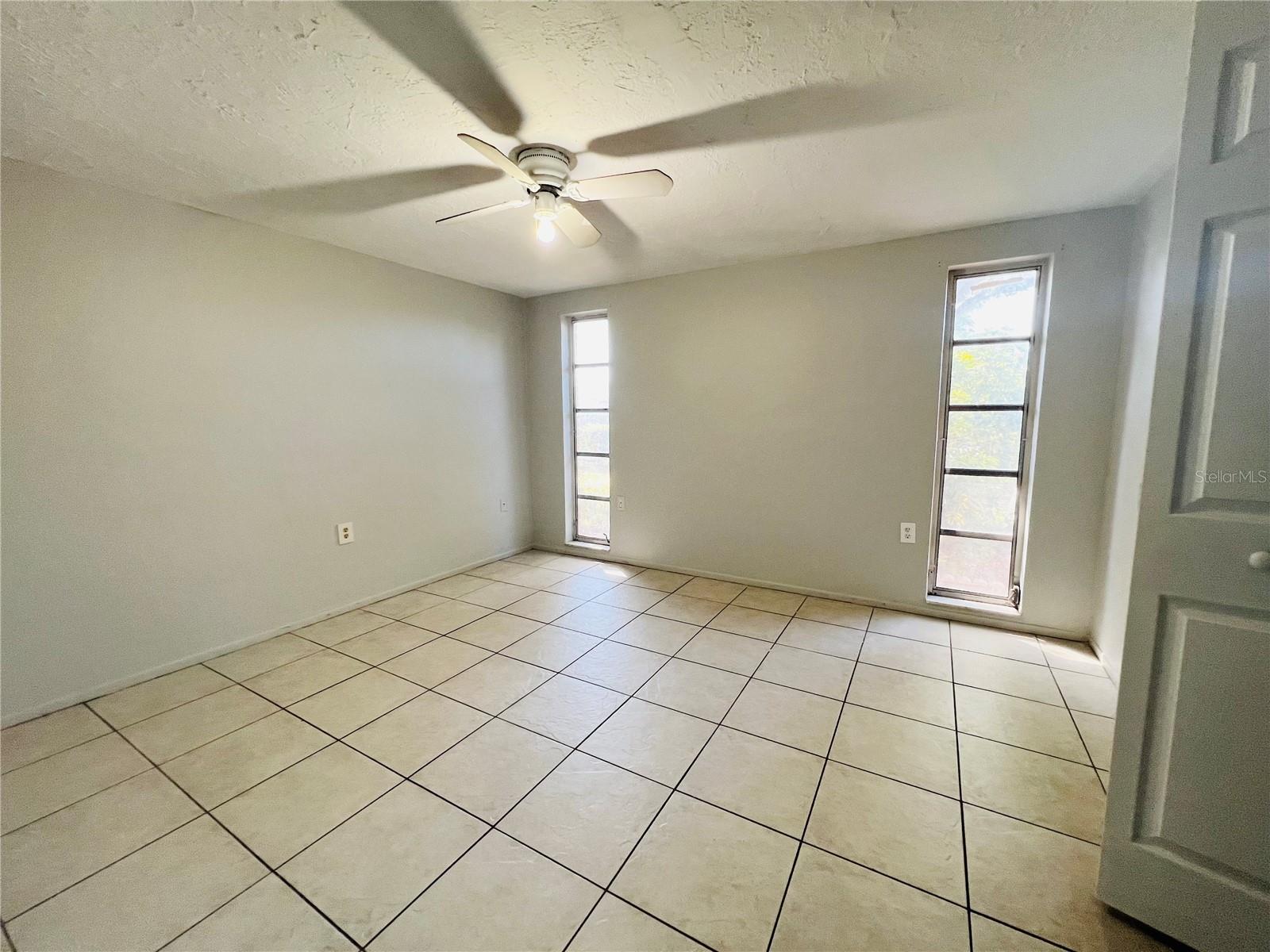 REGENCY PARK - Residential Lease