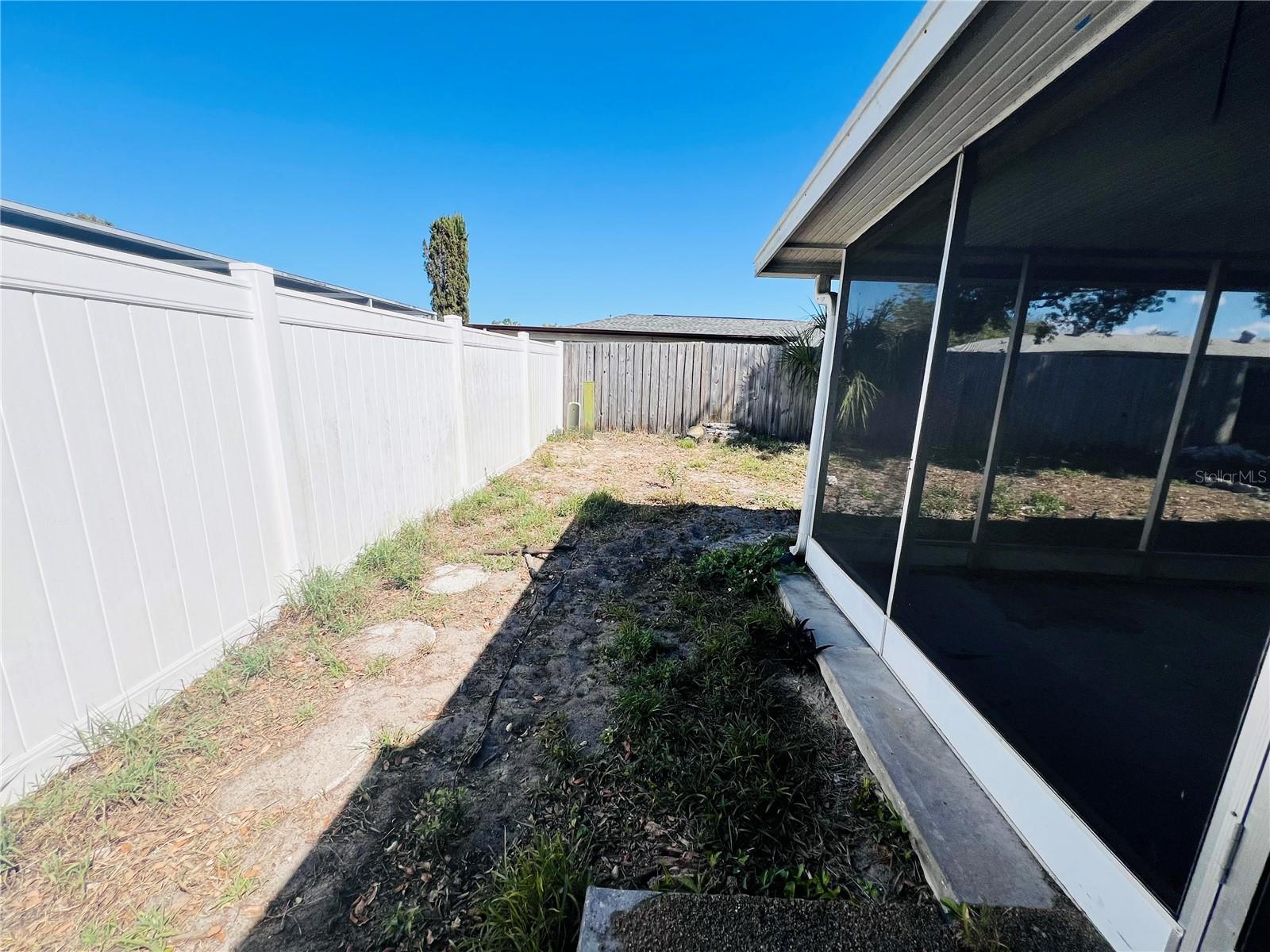 REGENCY PARK - Residential Lease