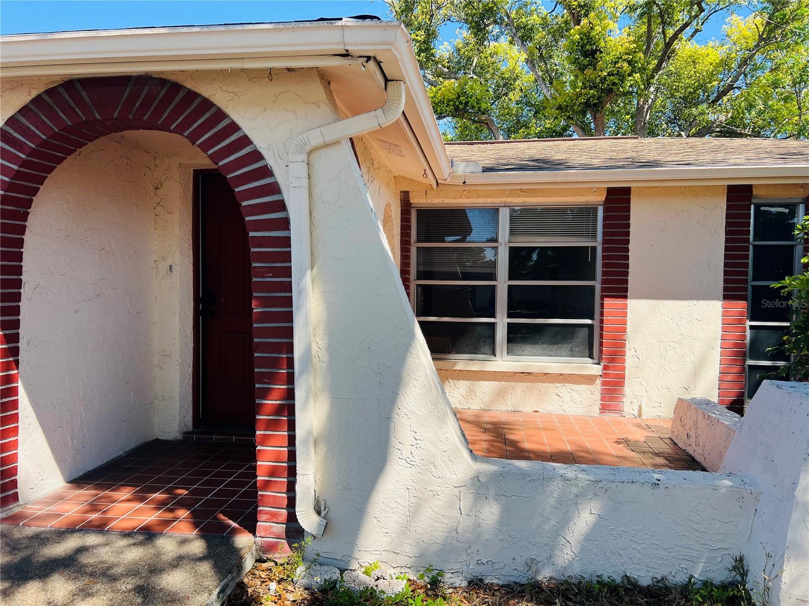 REGENCY PARK - Residential Lease