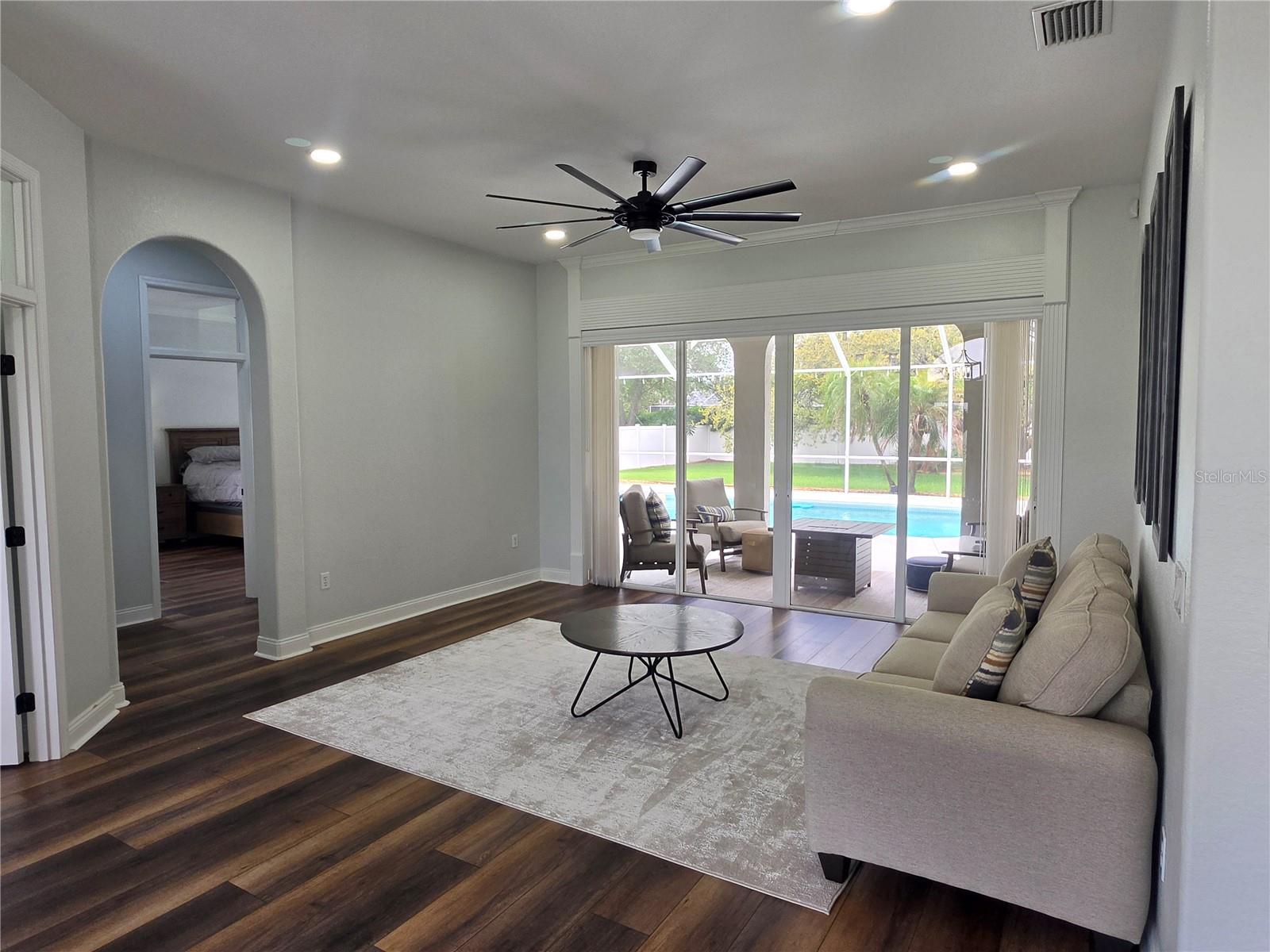 ELOISE POINTE ESTS PHASE TWO PB 91 PG 2 - Residential