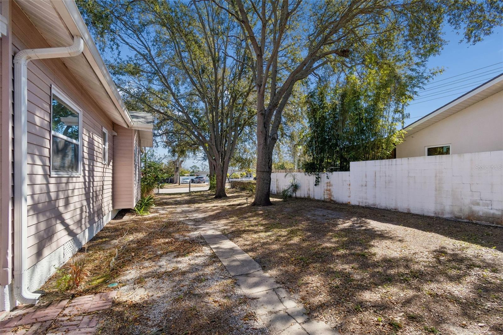 MOOREFIELD HEIGHTS - Residential