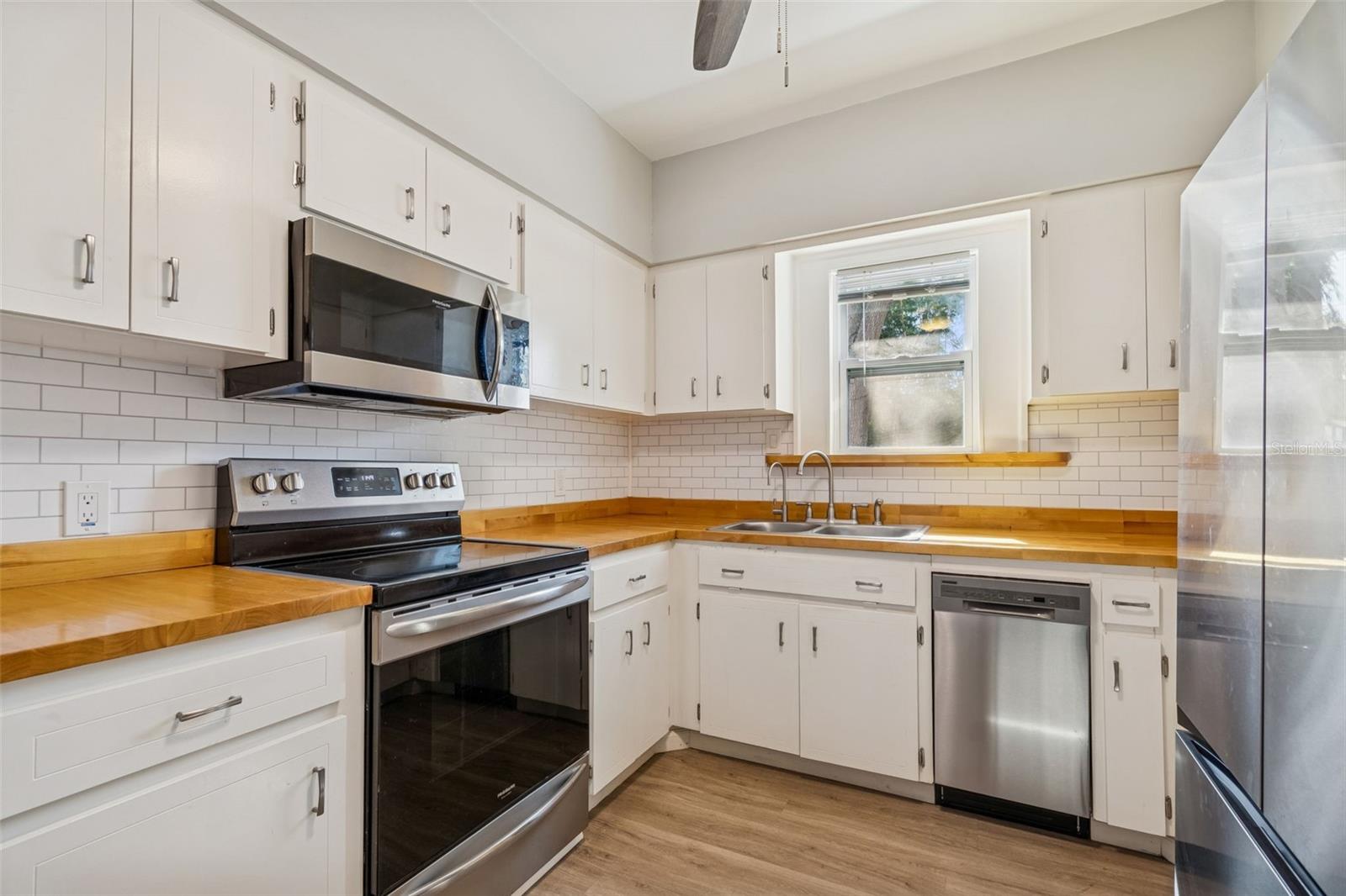 MOOREFIELD HEIGHTS - Residential