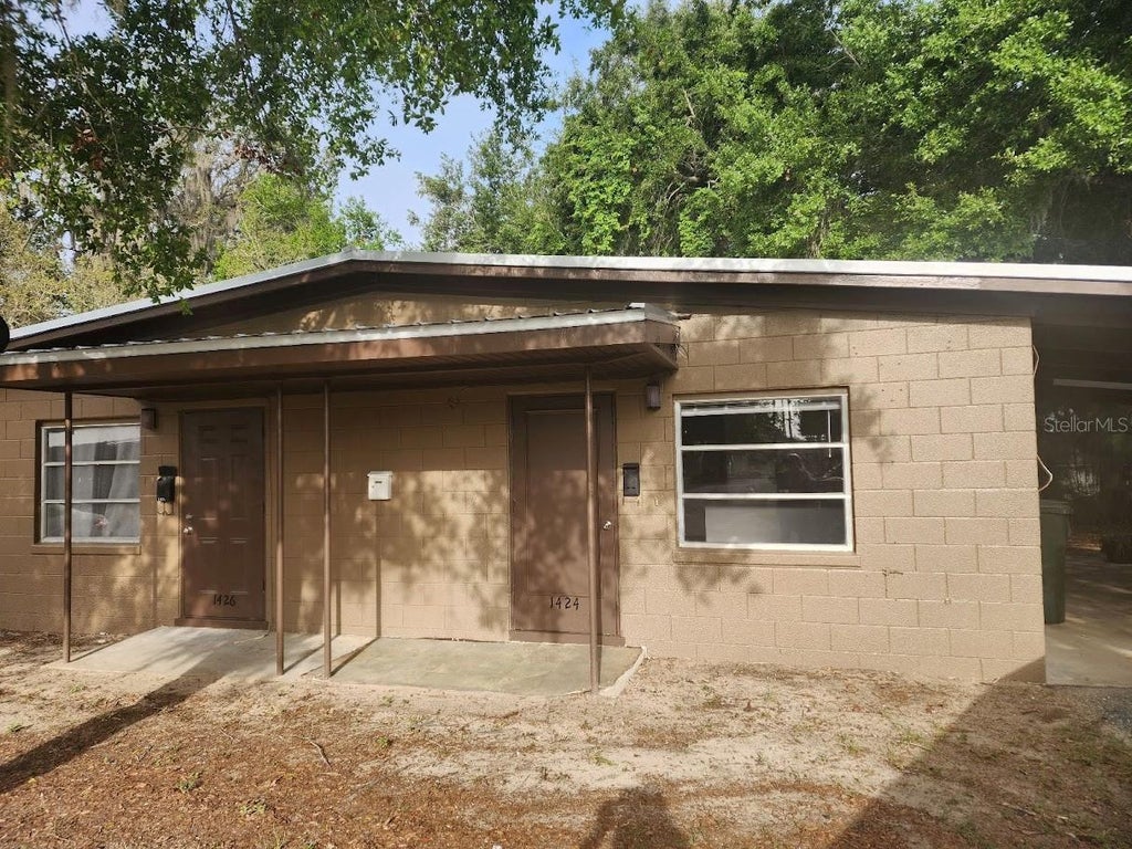 Photo of 1424 Disston Avenue, Clermont, FL 34711 (MLS # G5118680)