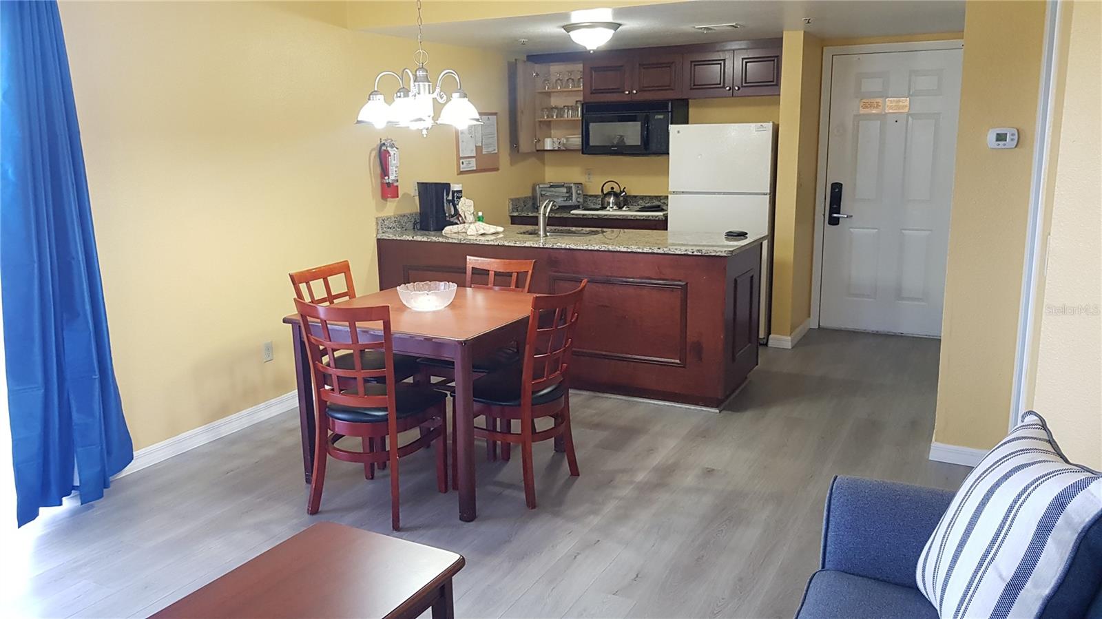 PARC CORNICHE CONDO PH 02 - Residential