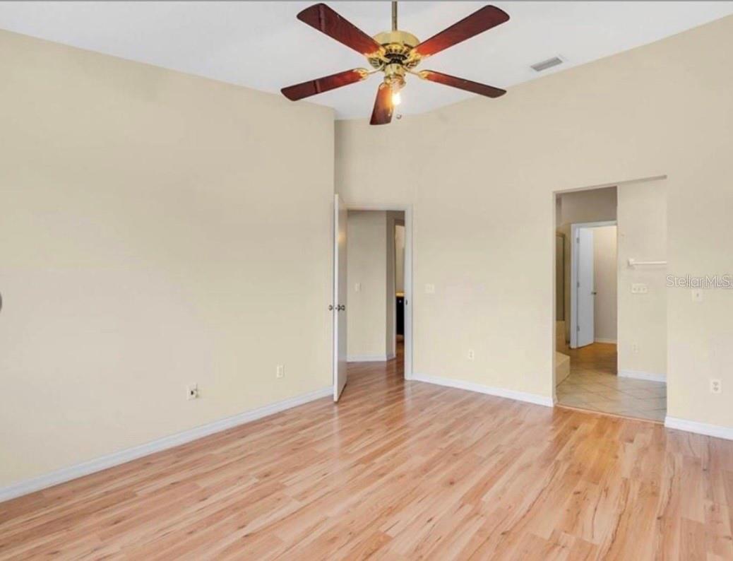 ISLAND CLUB WEST PH 02 - Residential Lease