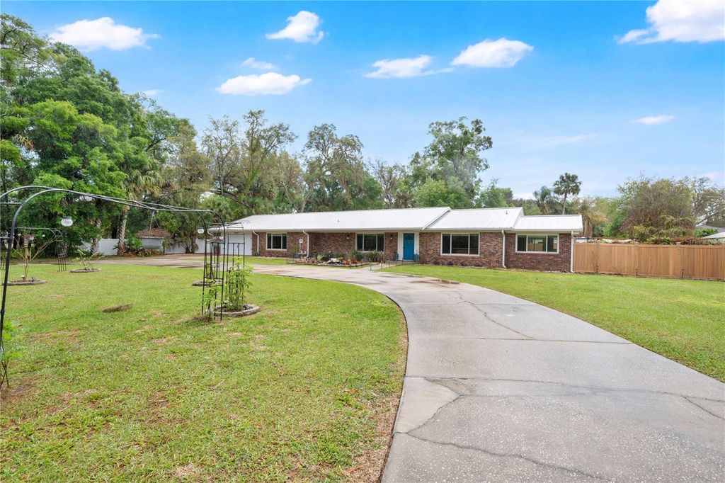 Photo of 1029 Glenwood Road, Deland, FL 32720 (MLS # O6397083)