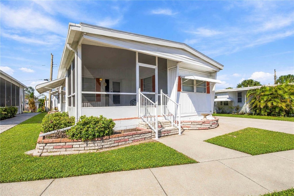 Photo of 4810 Tri Par Drive, Sarasota, FL 34234 (MLS # A4710751)