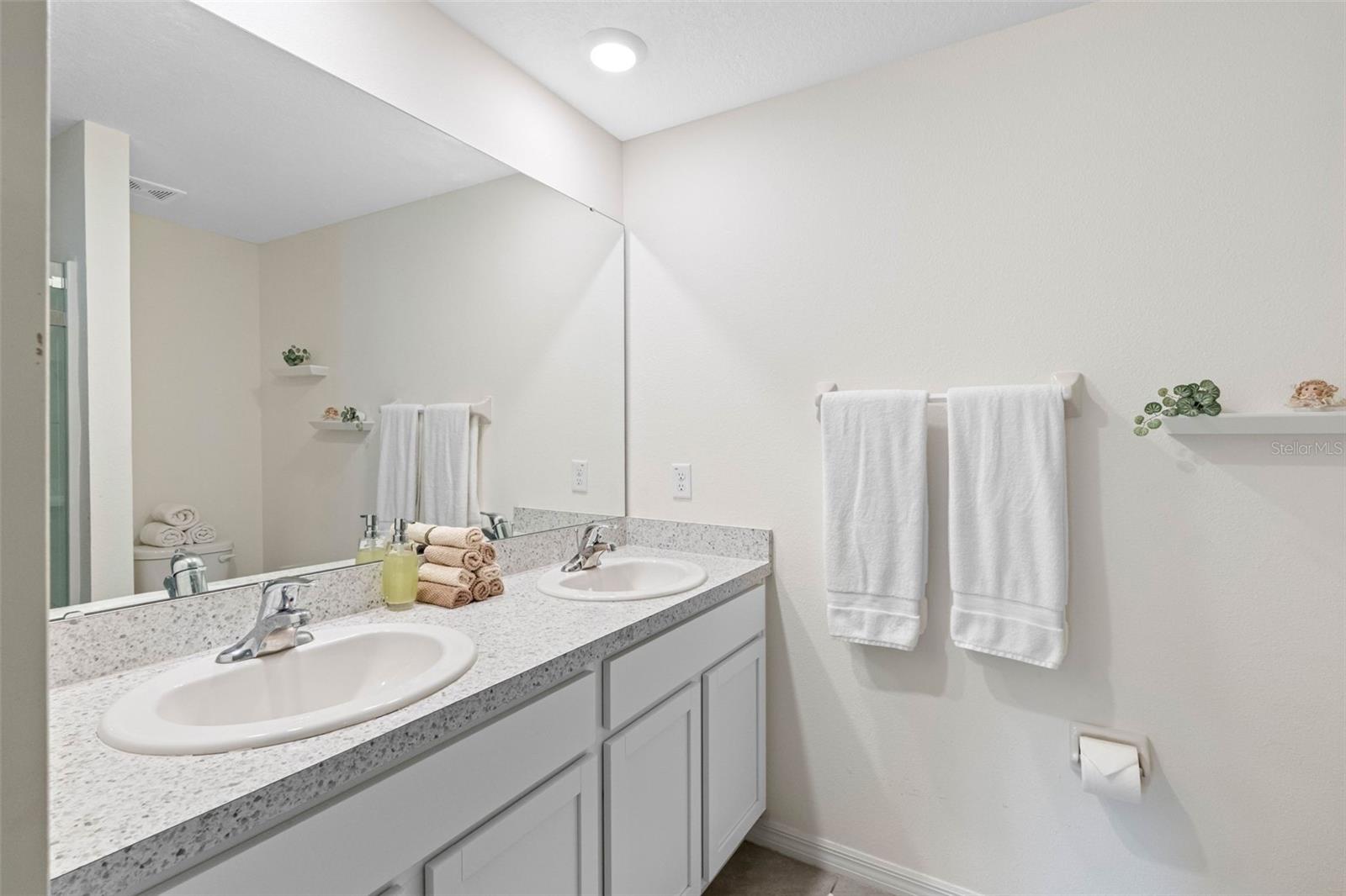 NORTH PARK ISLE PH 2A - Residential