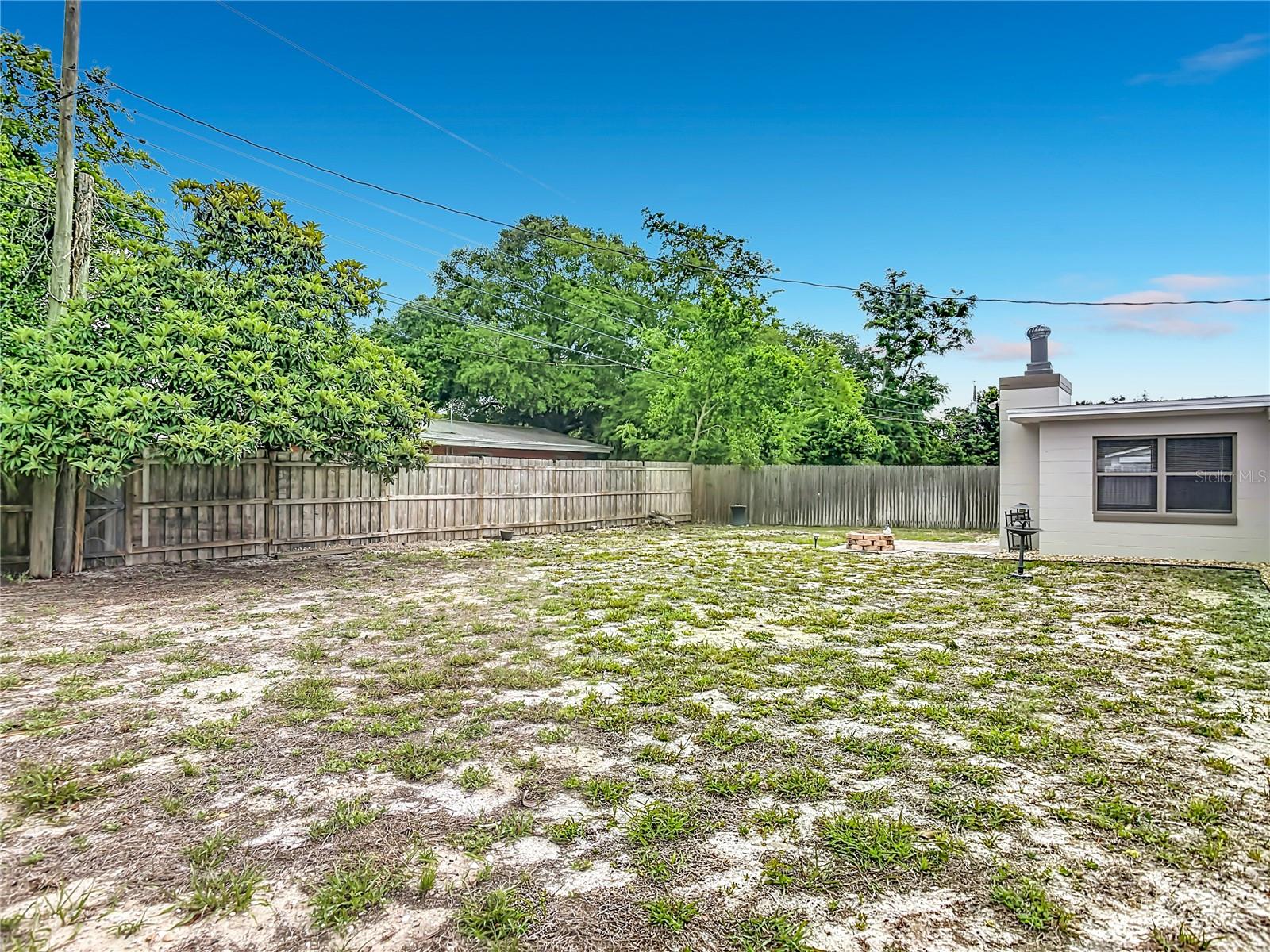 BEVERLY HILLS - Residential