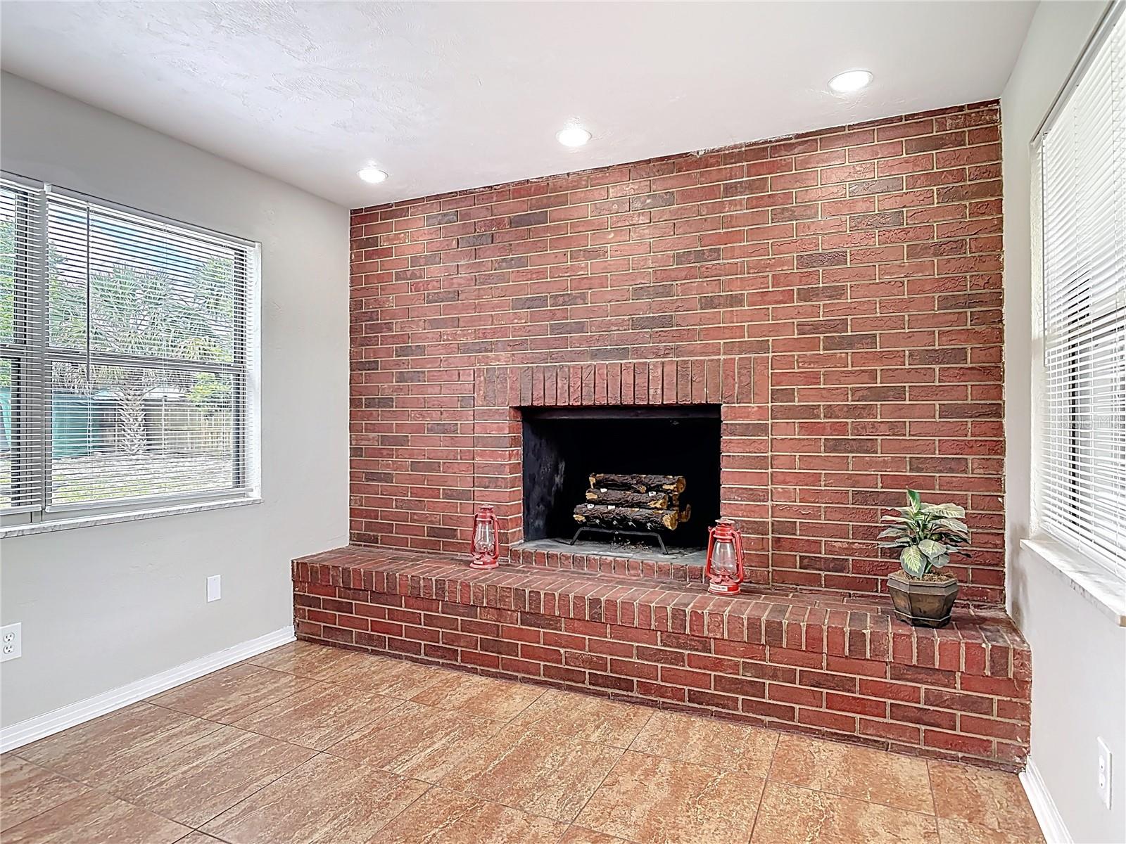 BEVERLY HILLS - Residential