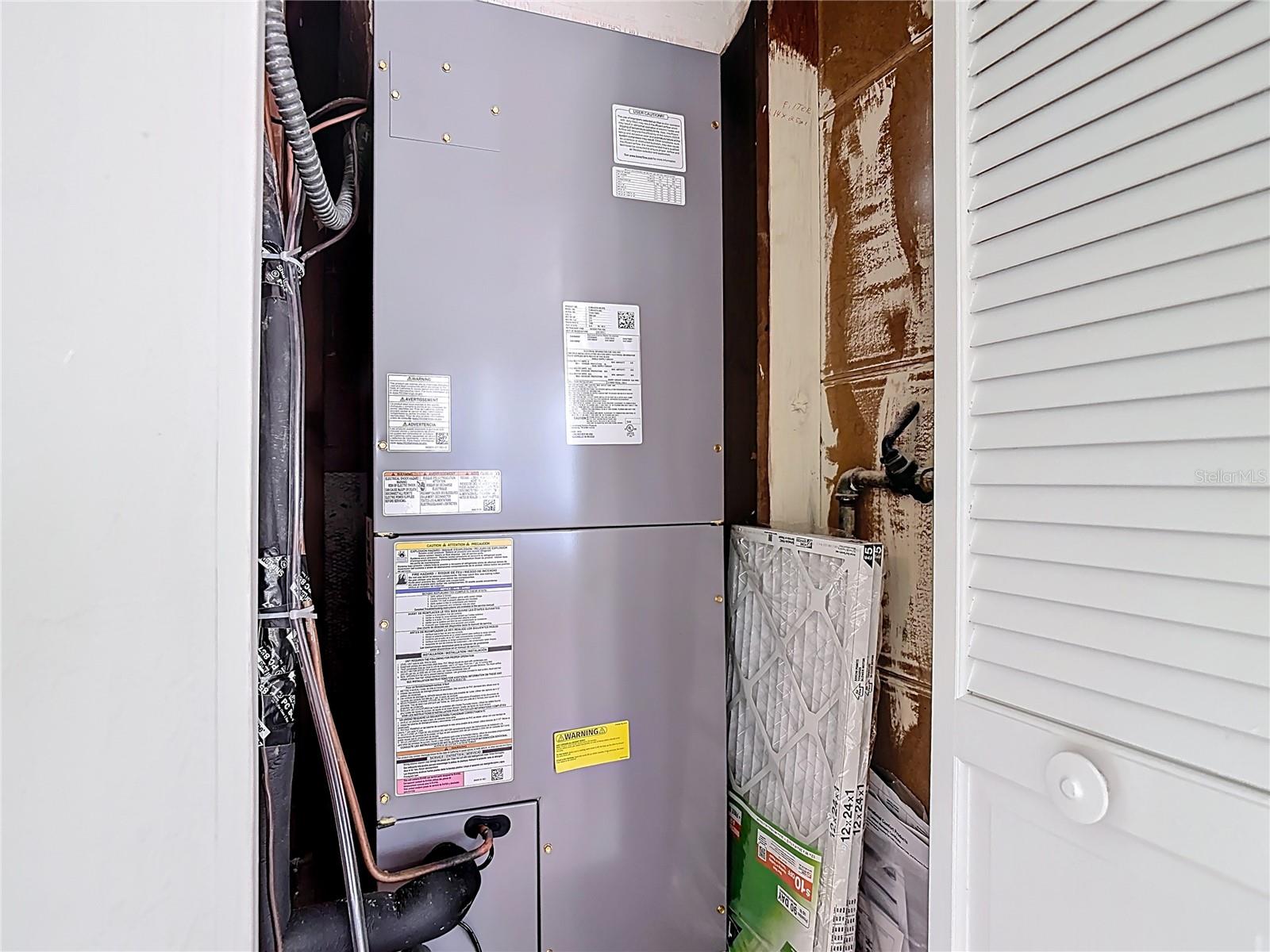 BEVERLY HILLS - Residential