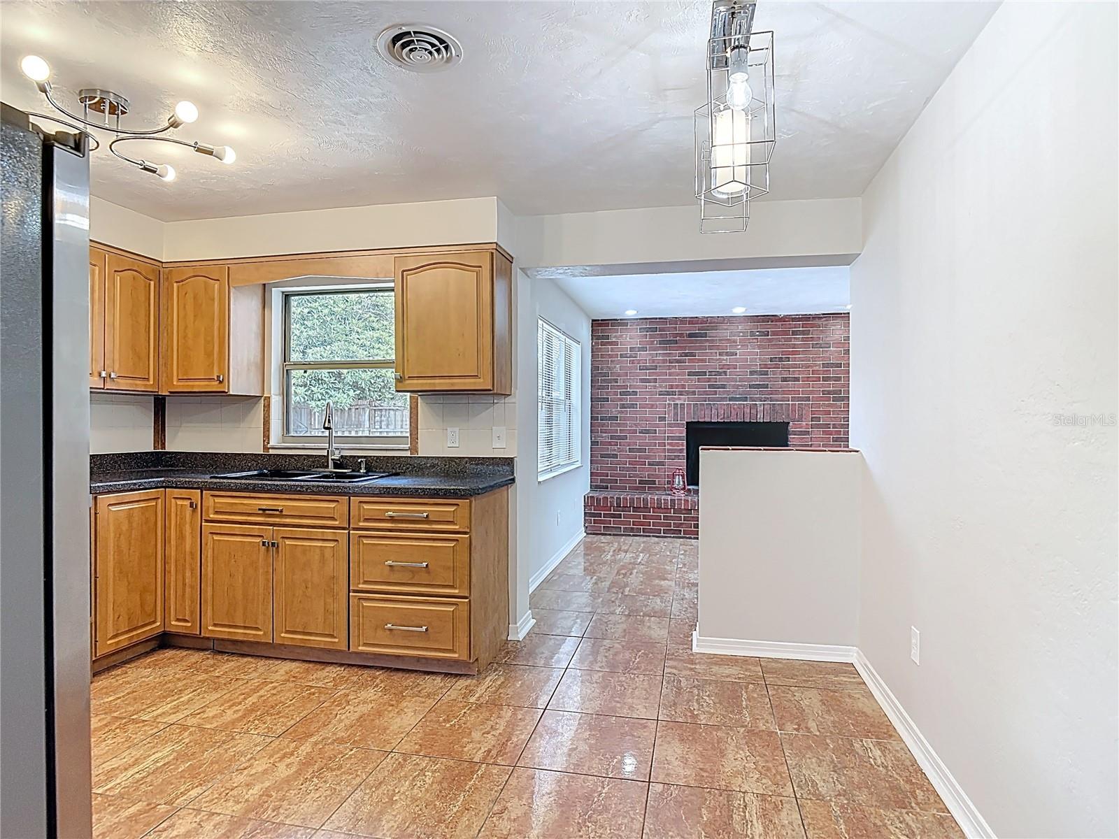 BEVERLY HILLS - Residential