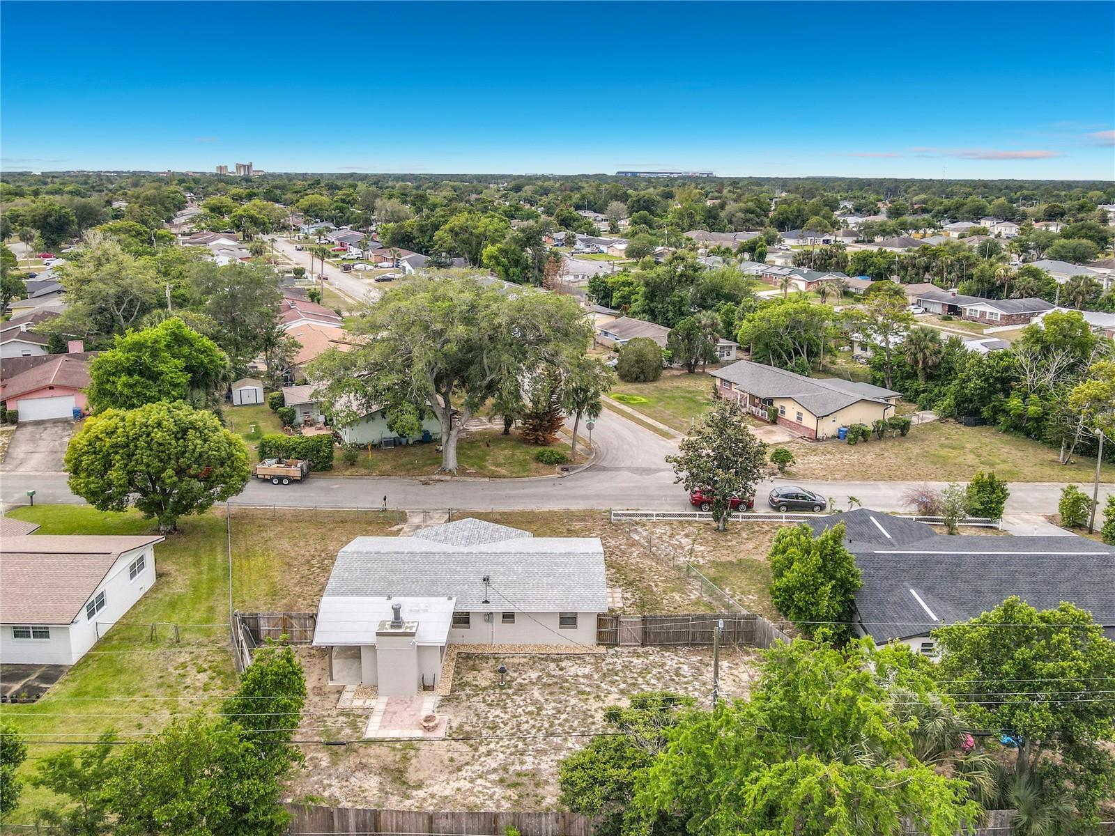 BEVERLY HILLS - Residential