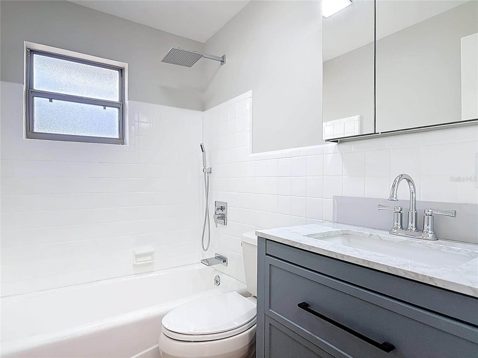 BEVERLY HILLS - Residential