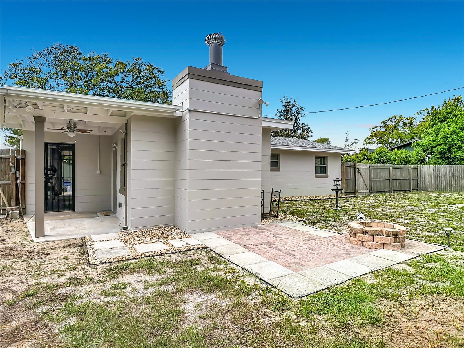 BEVERLY HILLS - Residential