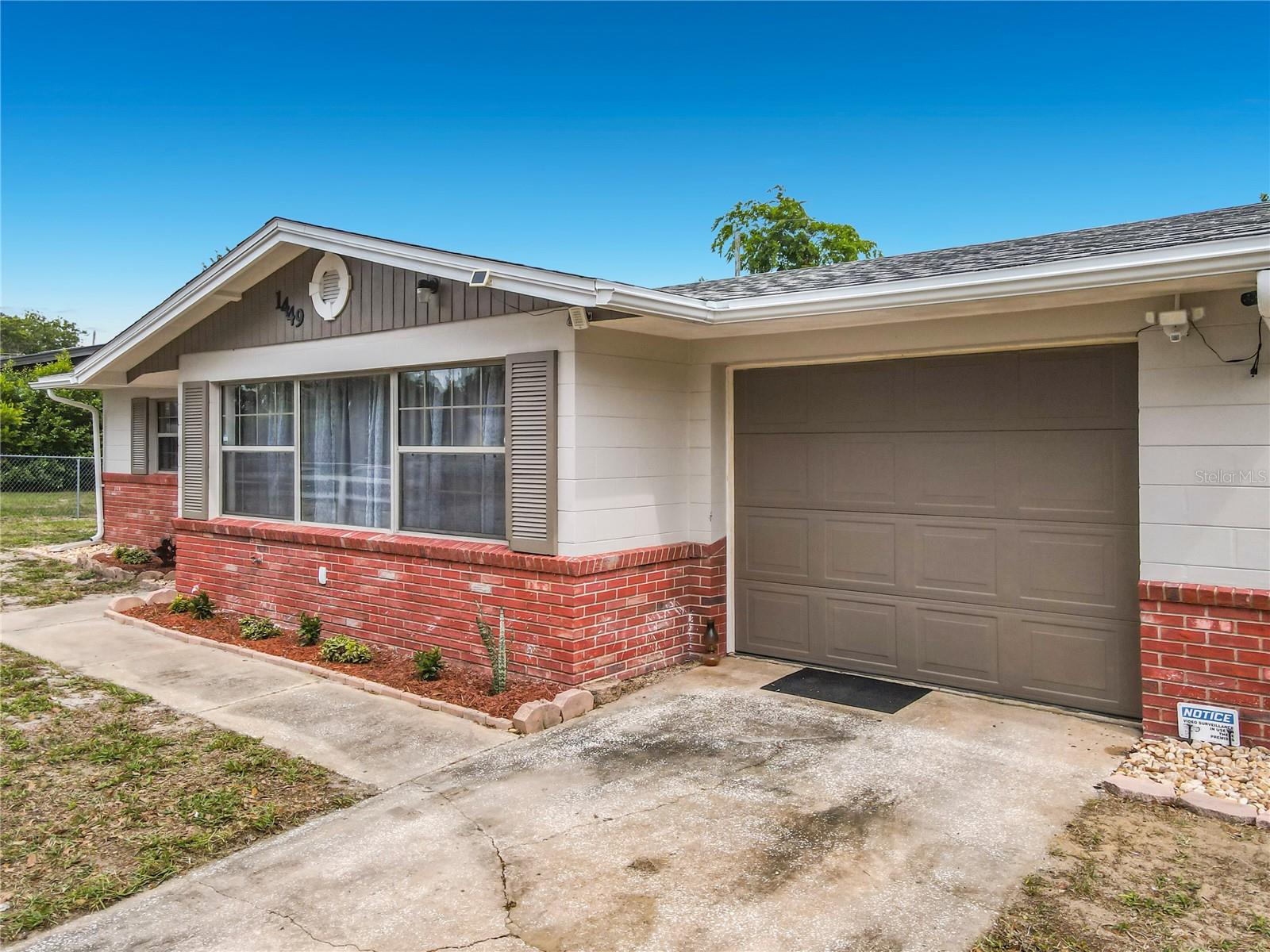 BEVERLY HILLS - Residential