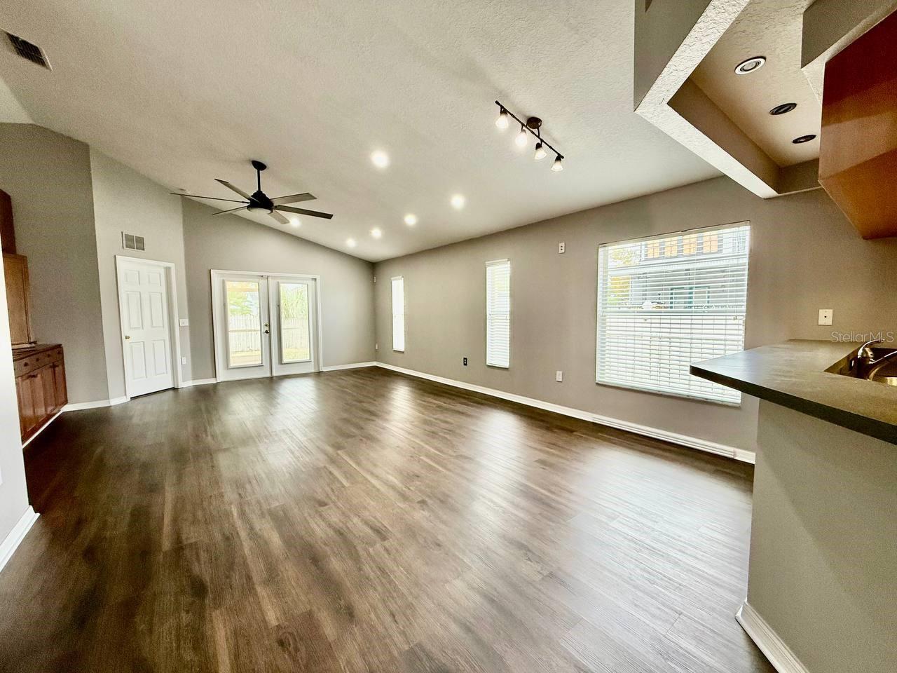 UNPLATTED - Residential Lease