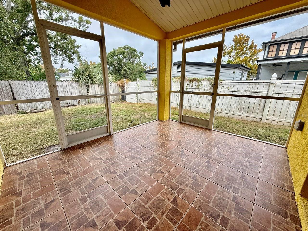 UNPLATTED - Residential Lease