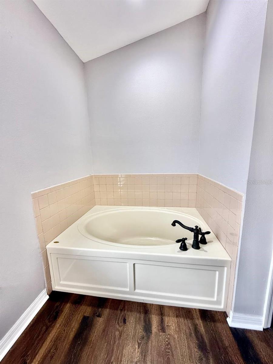 UNPLATTED - Residential Lease