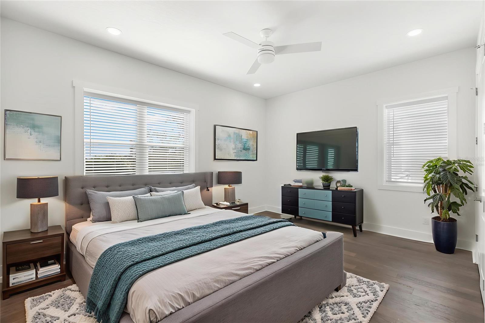 OAK BEND TWNHMS - Residential