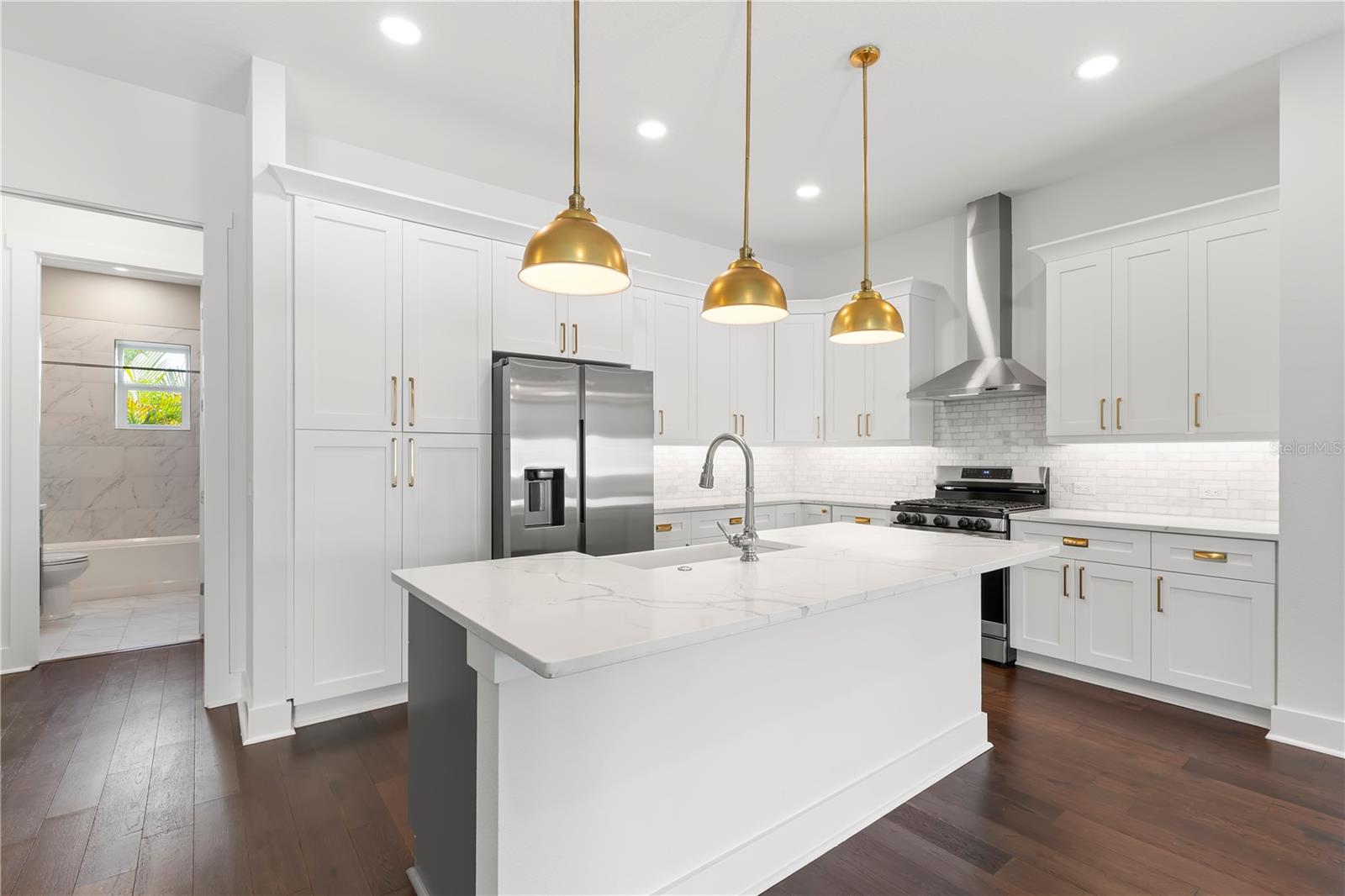 OAK BEND TWNHMS - Residential