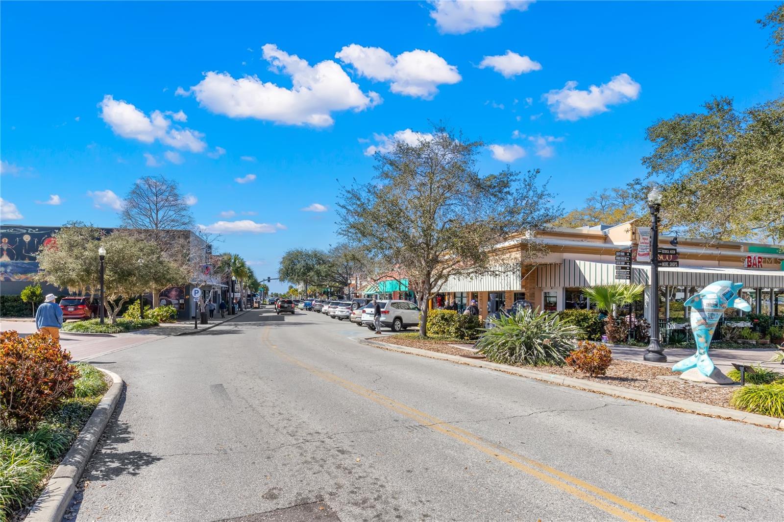 OAK BEND TWNHMS - Residential