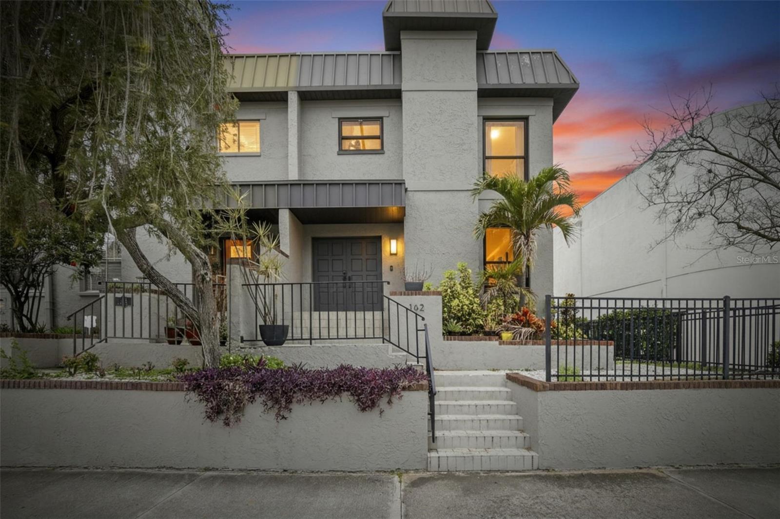 DAVIS ISLANDS PB10 PG52 TO 57 - Residential Lease