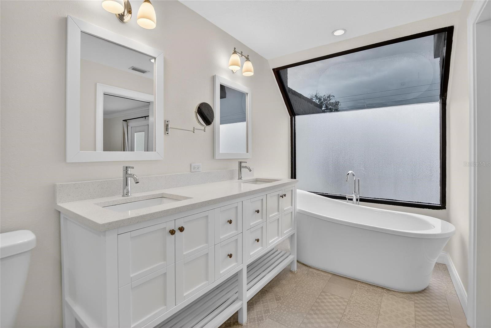 DAVIS ISLANDS PB10 PG52 TO 57 - Residential Lease