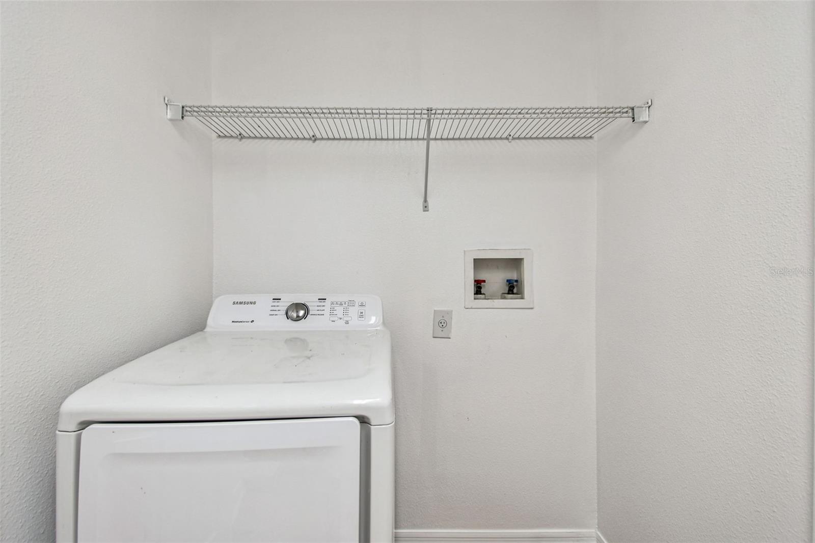 AVALON PARK VILLAGE 06 - Residential