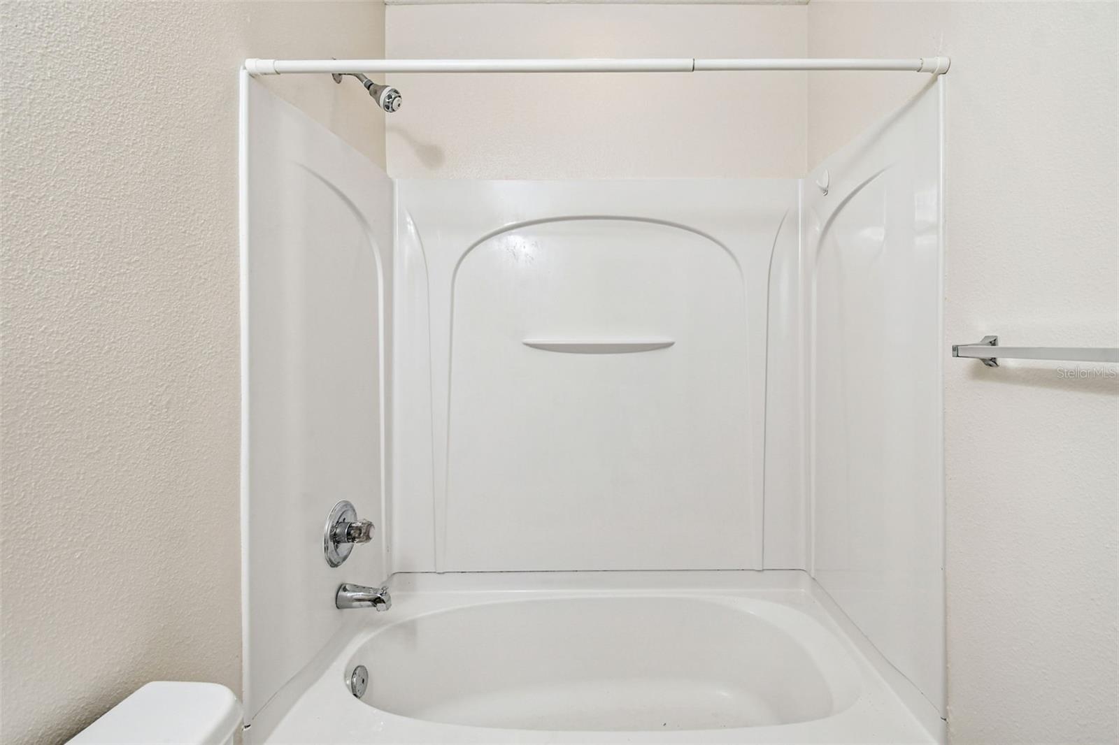 AVALON PARK VILLAGE 06 - Residential