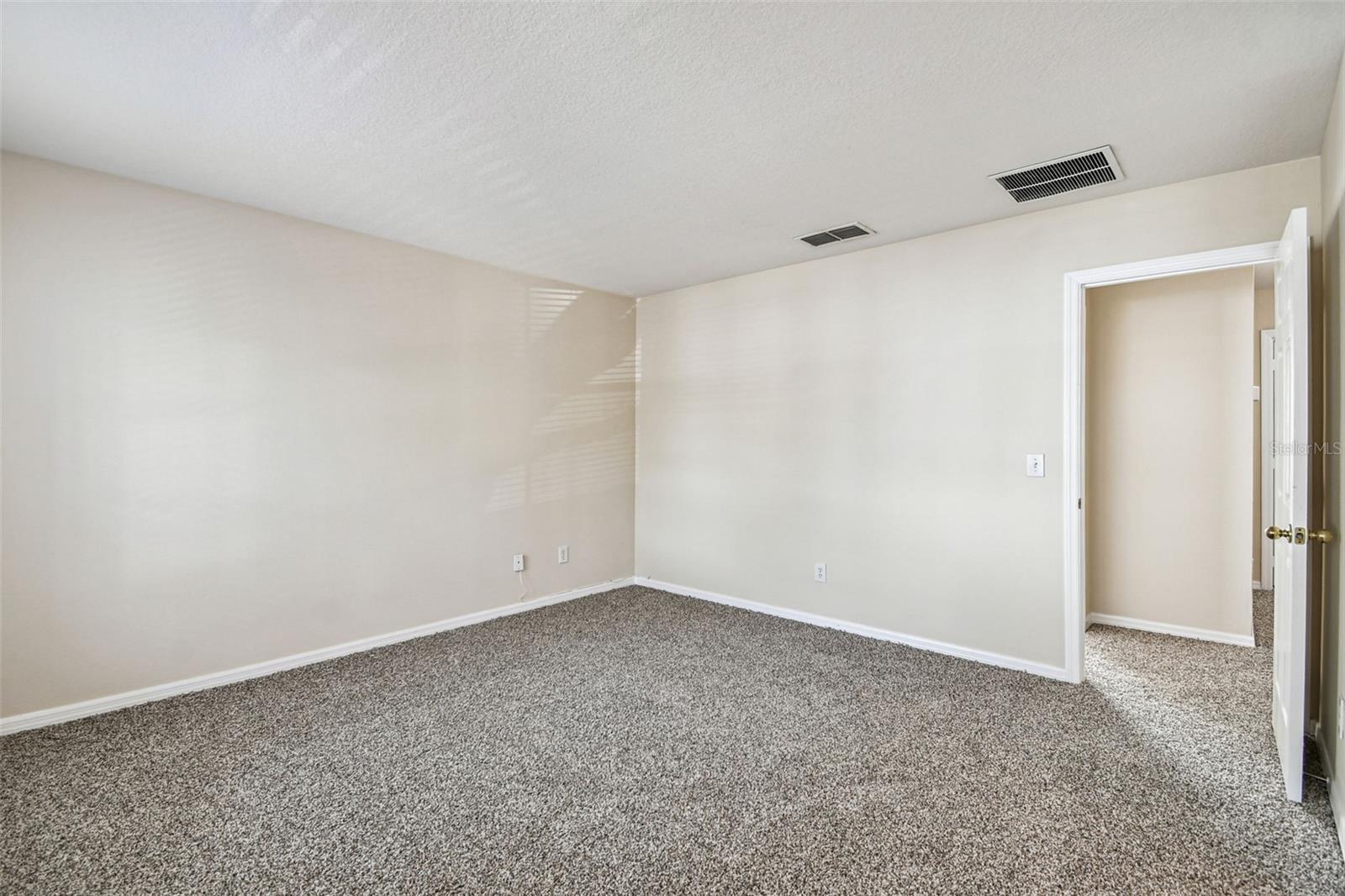 AVALON PARK VILLAGE 06 - Residential