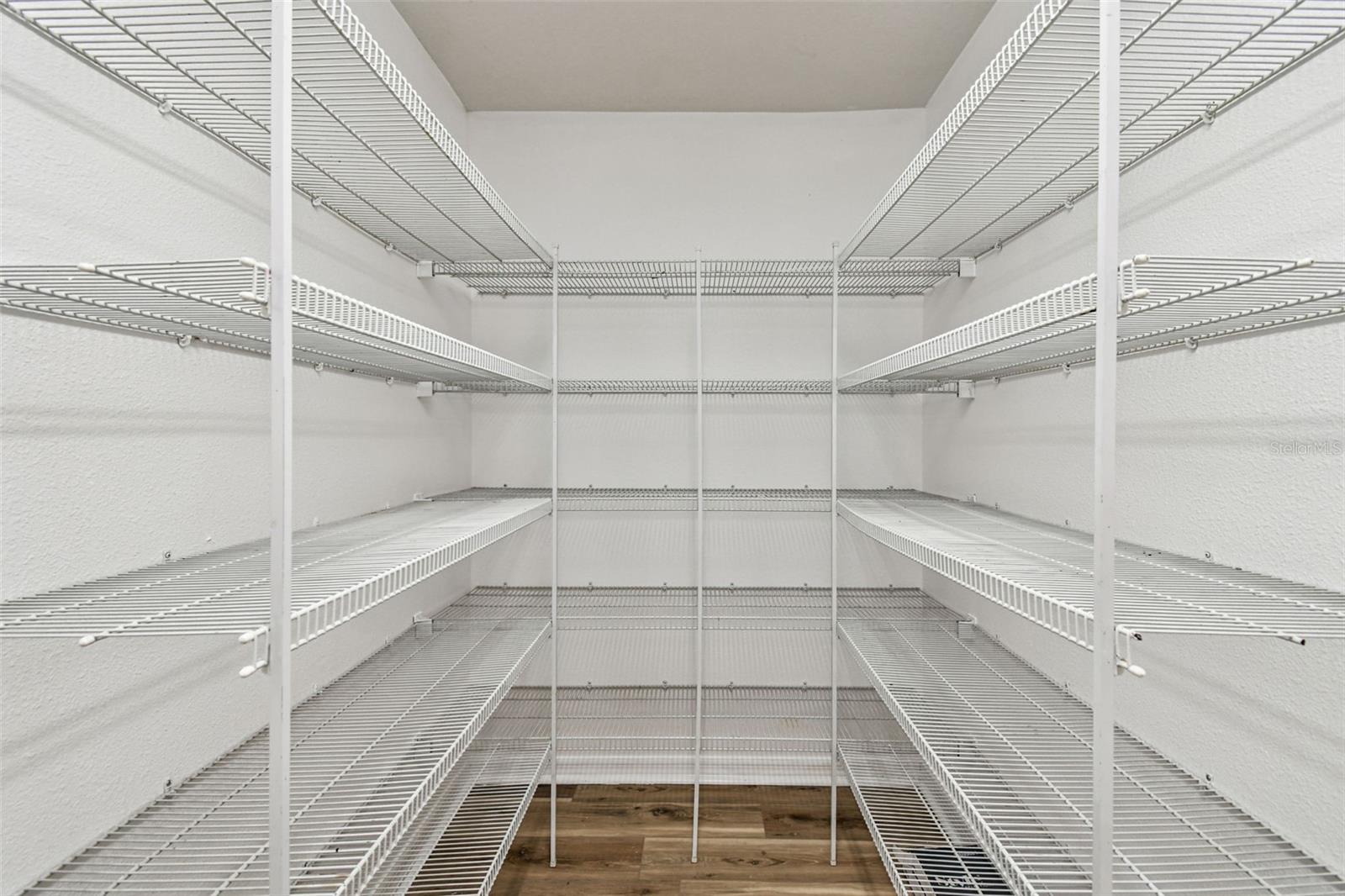 AVALON PARK VILLAGE 06 - Residential