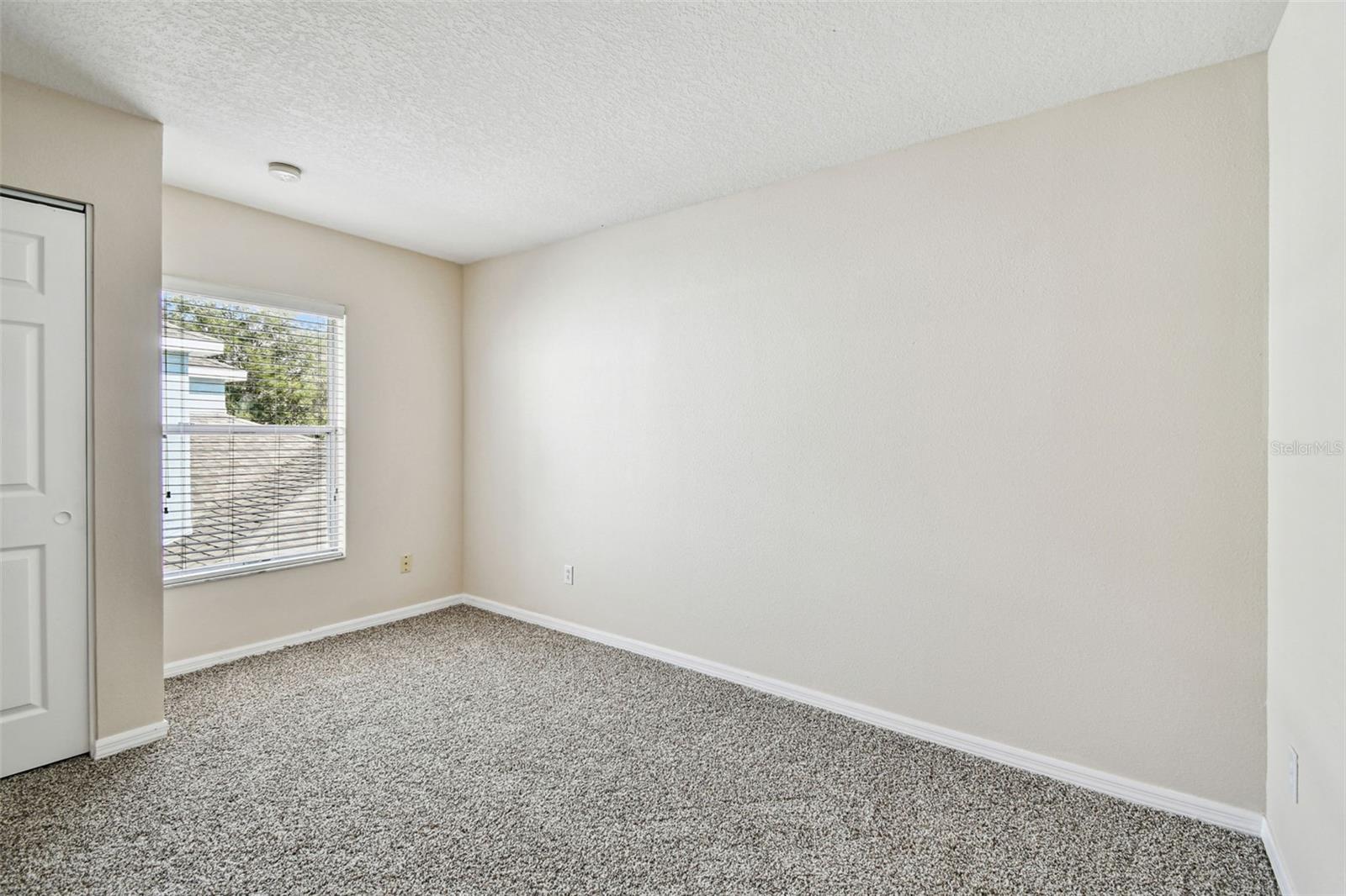 AVALON PARK VILLAGE 06 - Residential