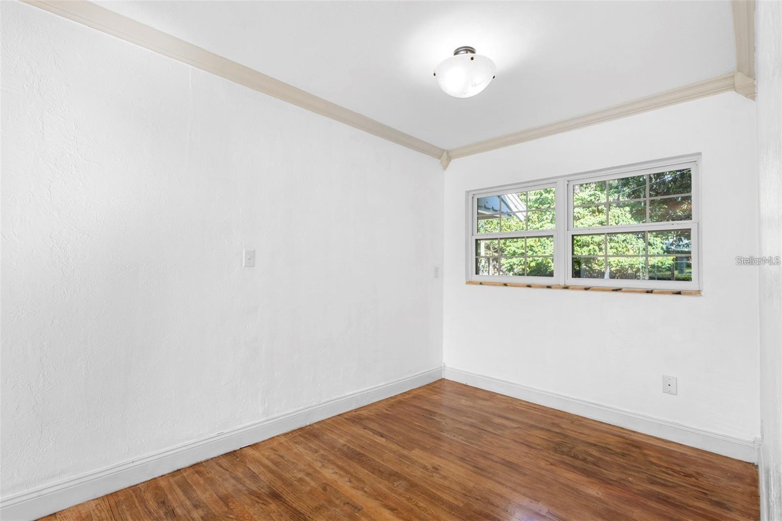 PINE HILLS BLKS 81-82 100 & 101 DELAND - Residential Lease