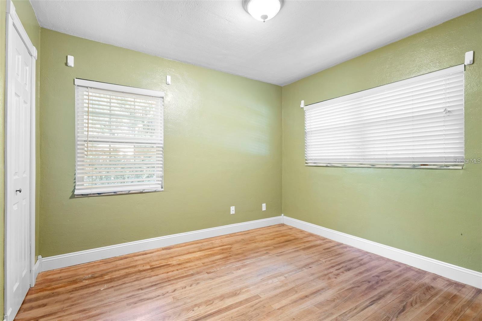 PINE HILLS BLKS 81-82 100 & 101 DELAND - Residential Lease