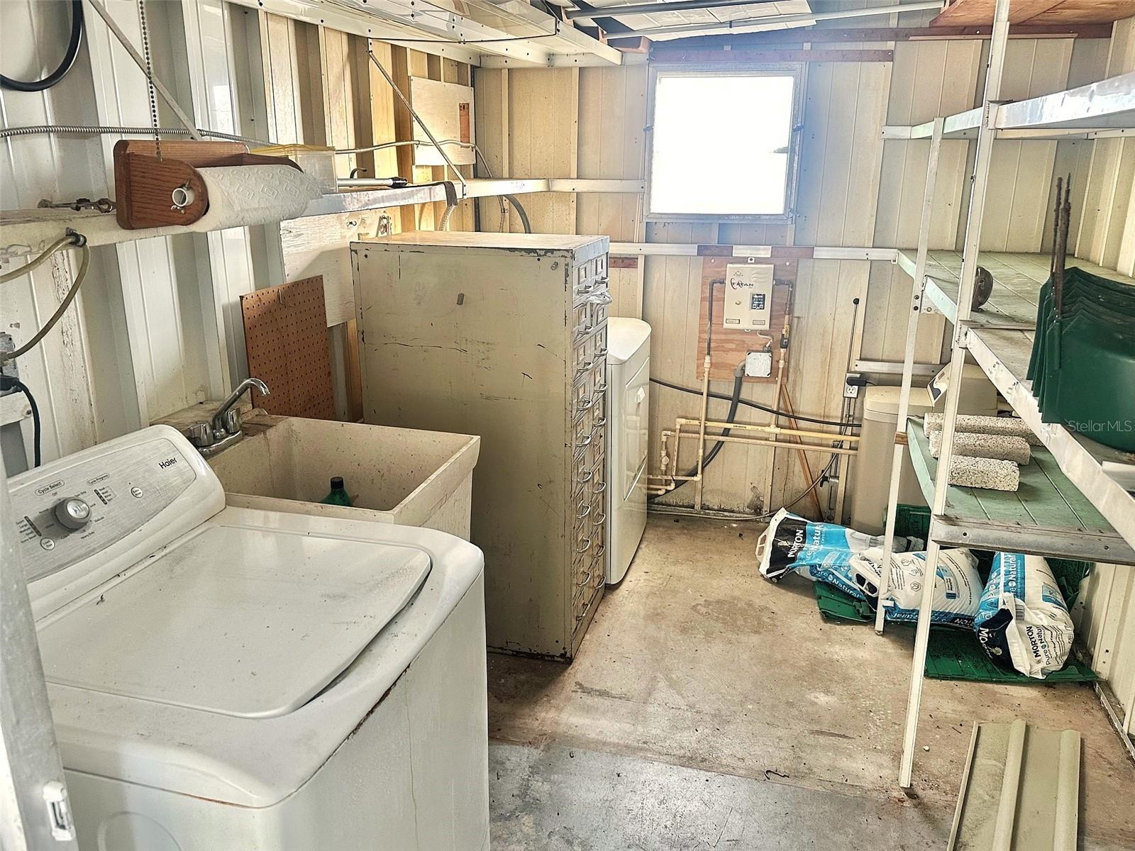 COLONIAL VILLAGE MOBILE HOME PARK CO-OP UNREC - Residential